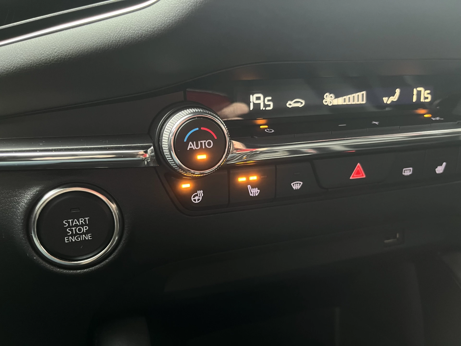 Hoofdafbeelding Mazda 3