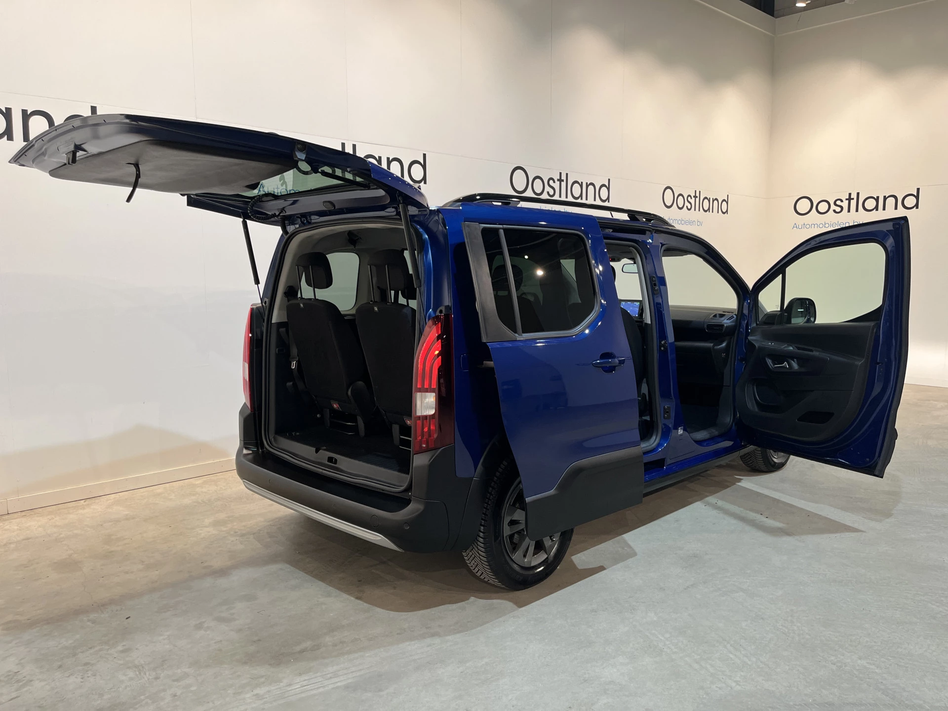 Hoofdafbeelding Peugeot e-Rifter