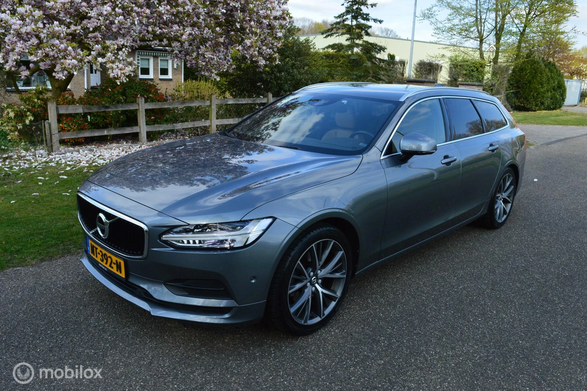 Hoofdafbeelding Volvo V90