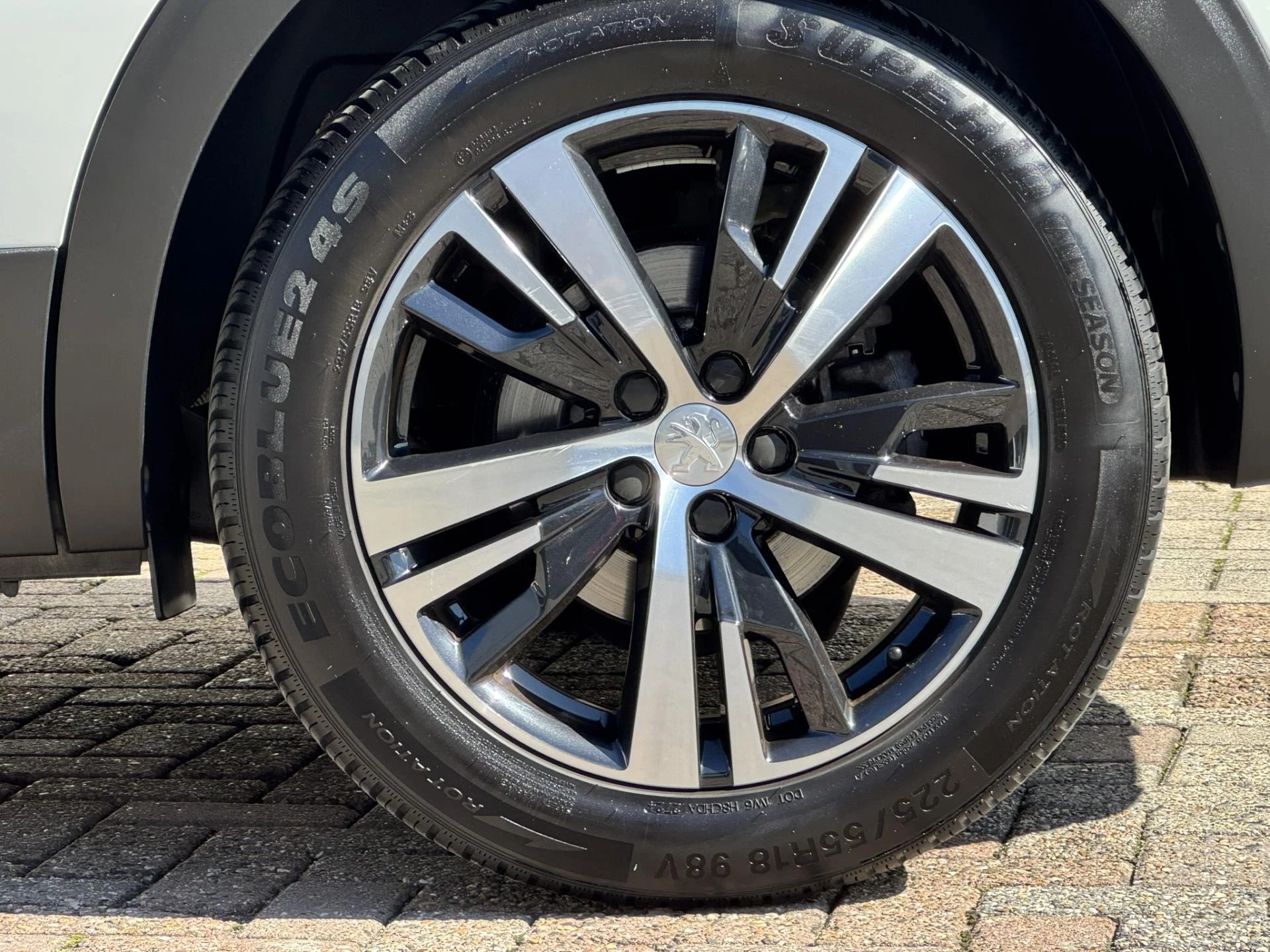 Hoofdafbeelding Peugeot 5008