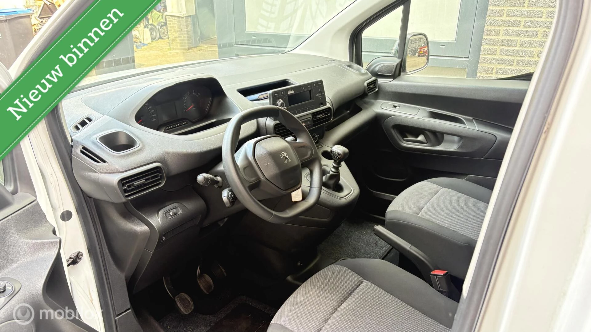 Hoofdafbeelding Peugeot Partner