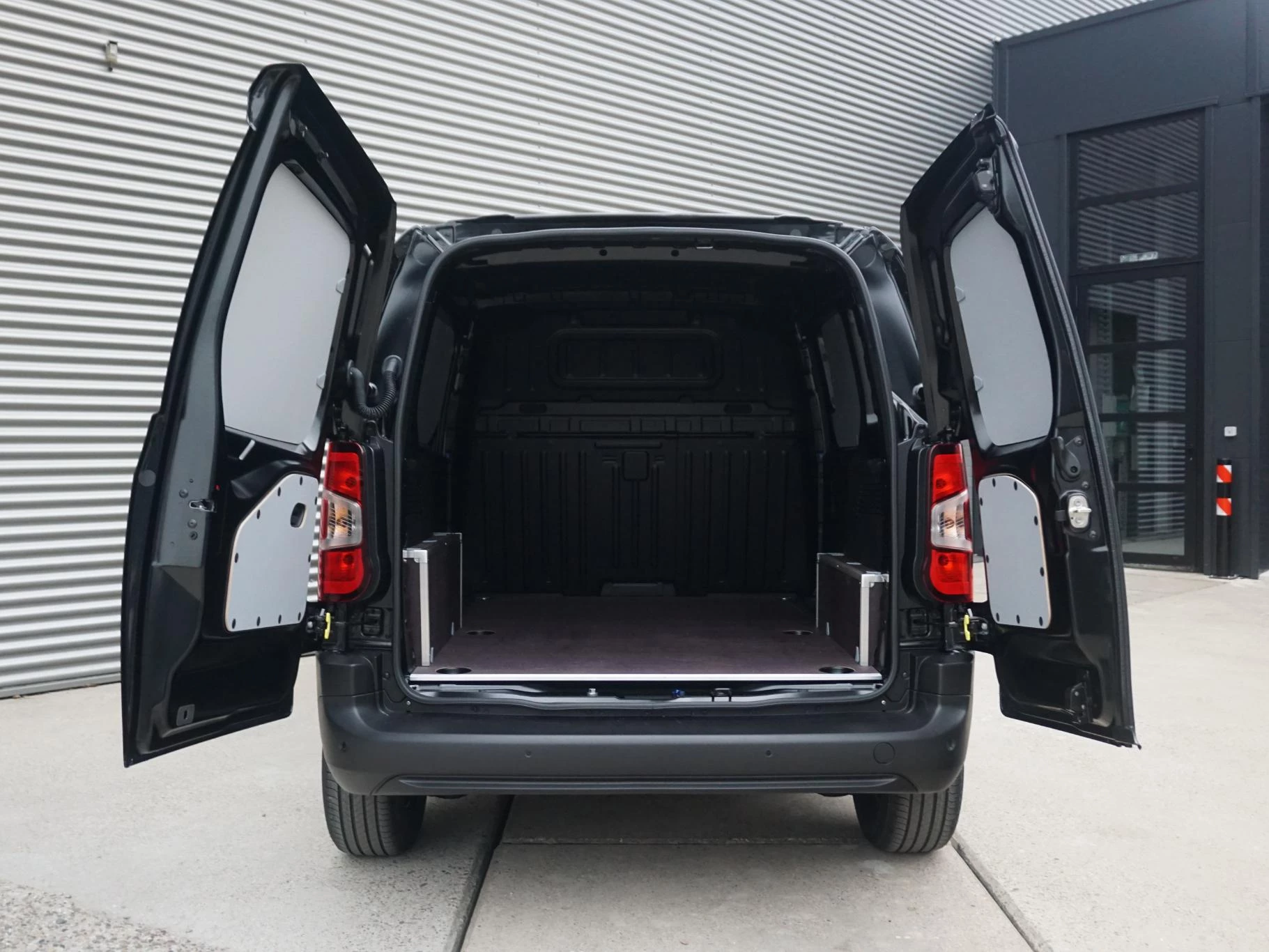 Hoofdafbeelding Opel Combo-e