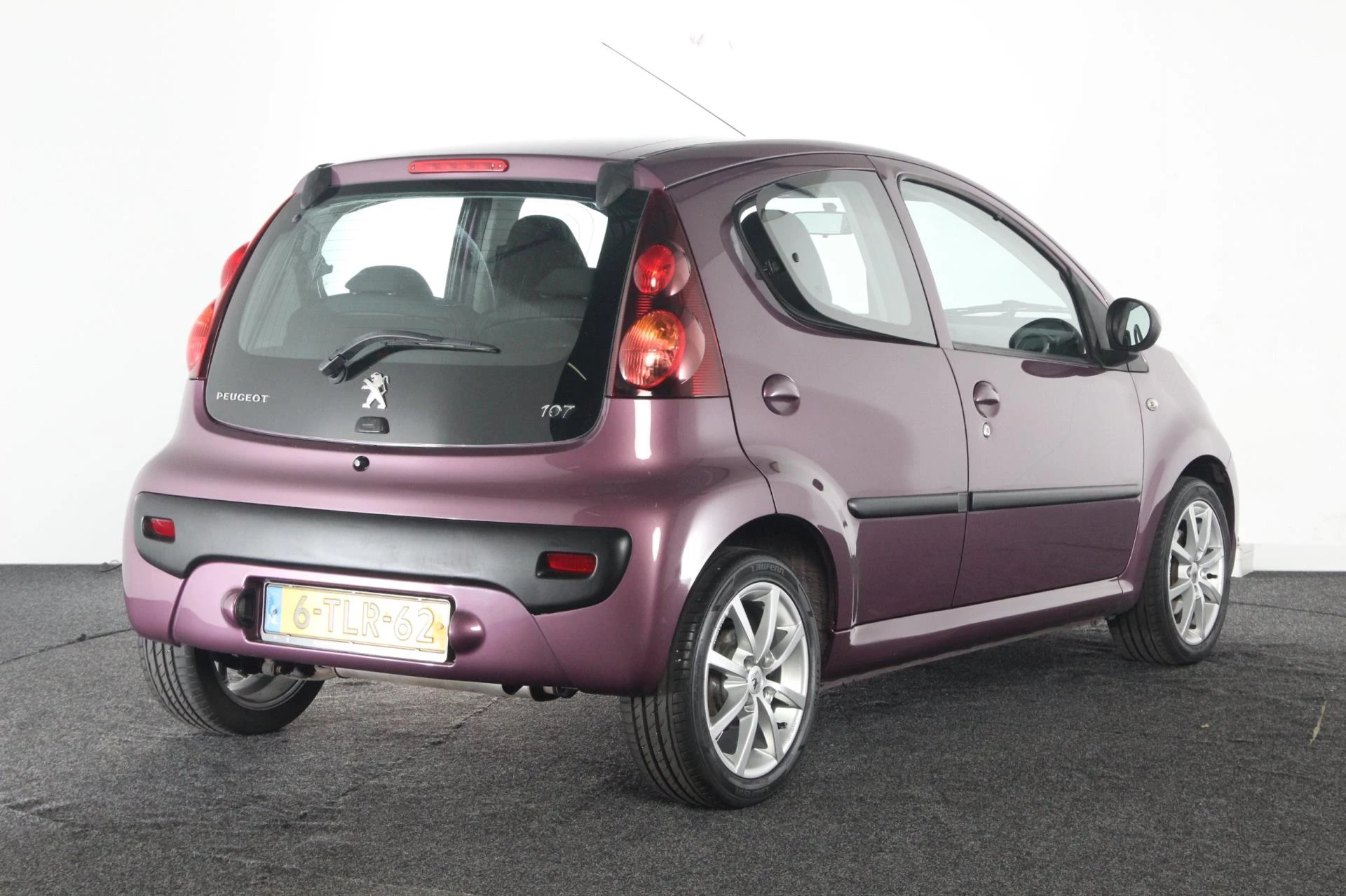 Hoofdafbeelding Peugeot 107