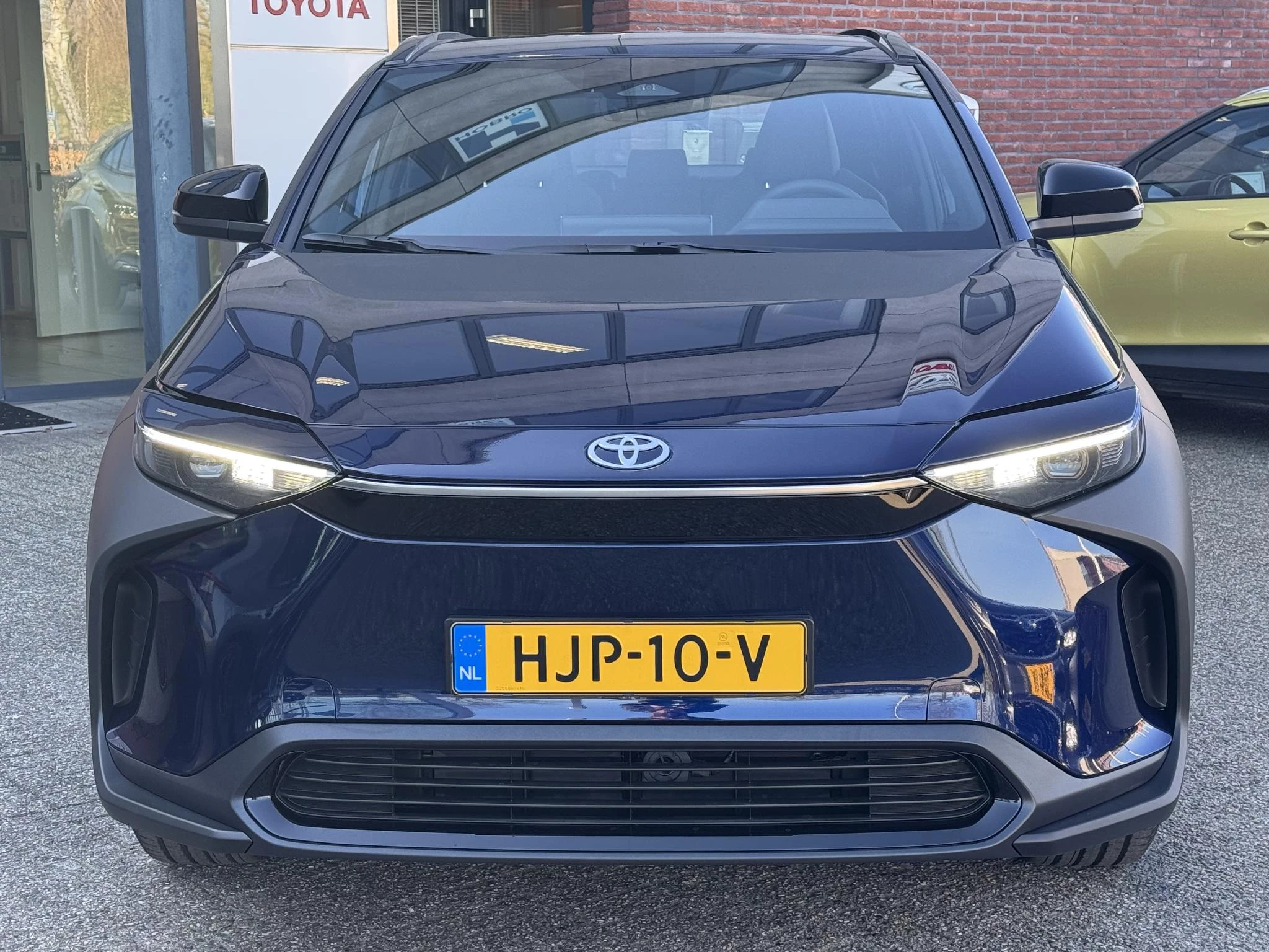 Hoofdafbeelding Toyota bZ4X