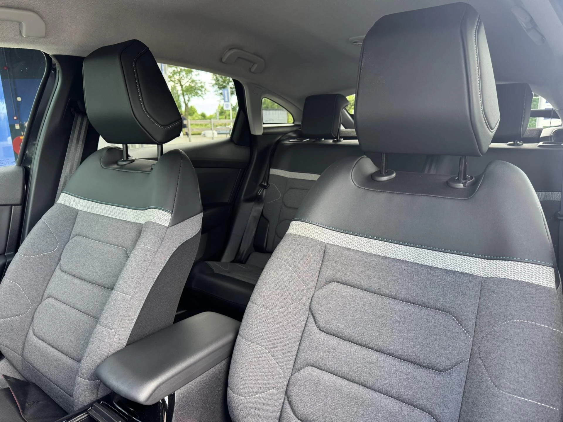 Hoofdafbeelding Citroën ë-C4