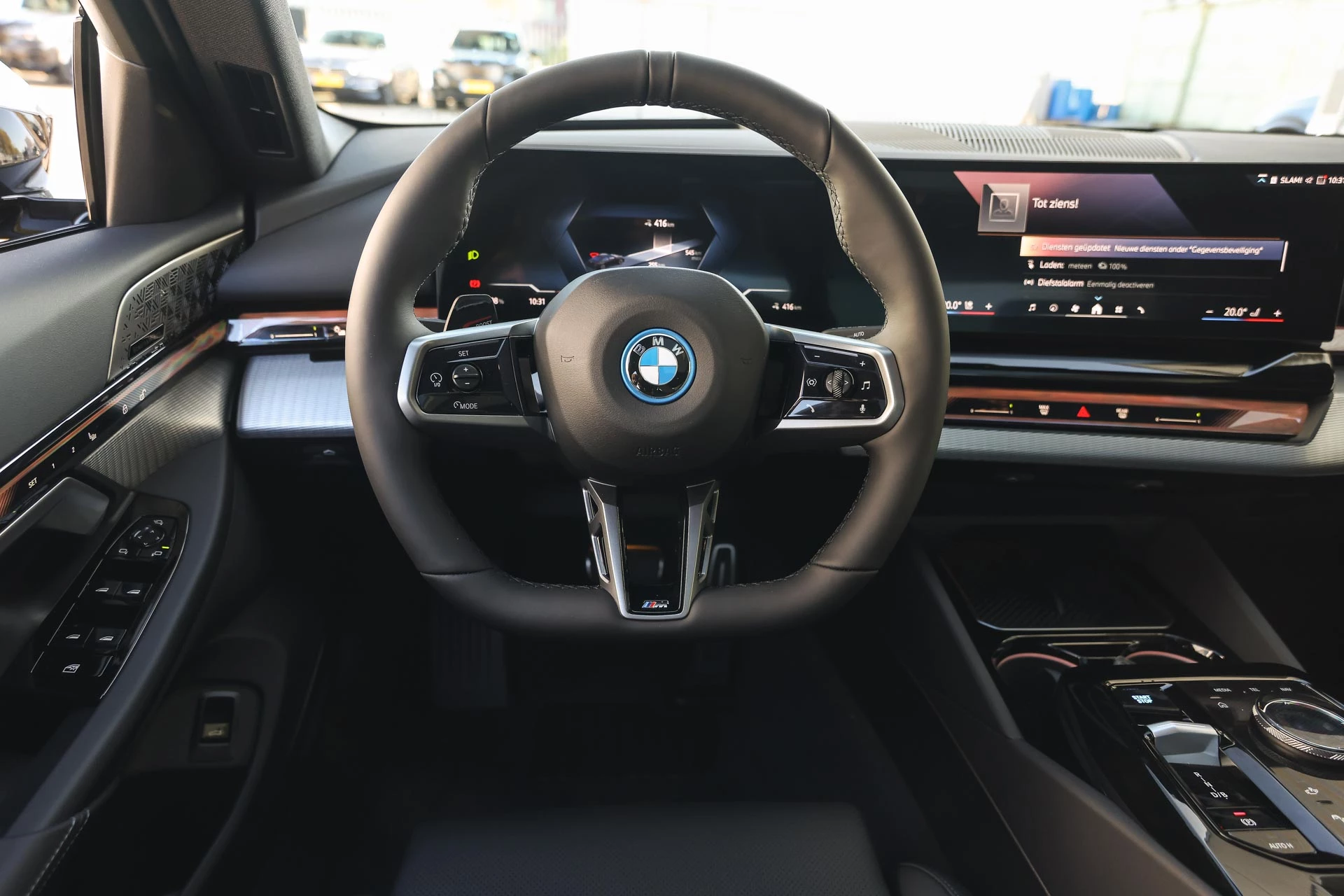 Hoofdafbeelding BMW i5