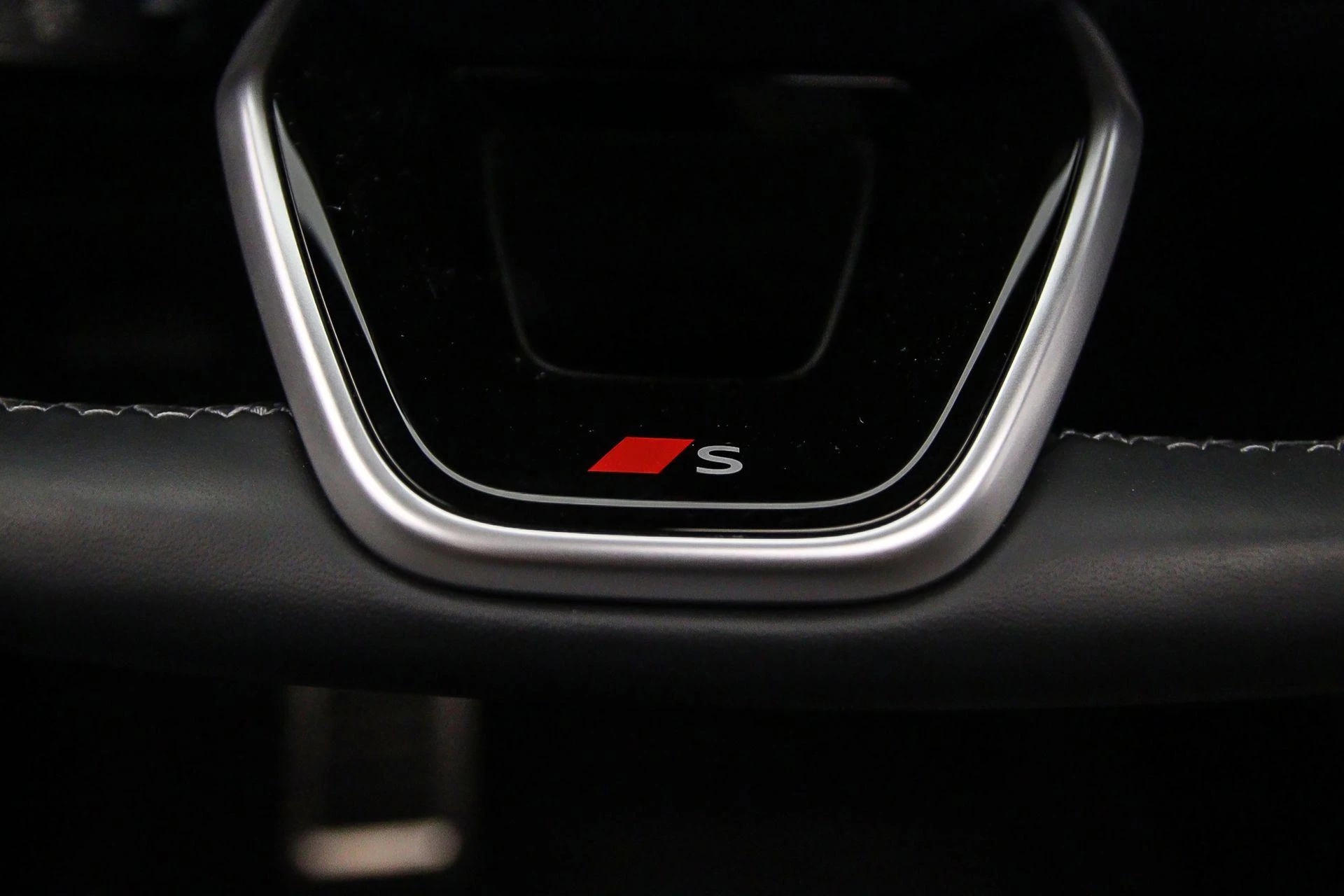 Hoofdafbeelding Audi Q6 e-tron