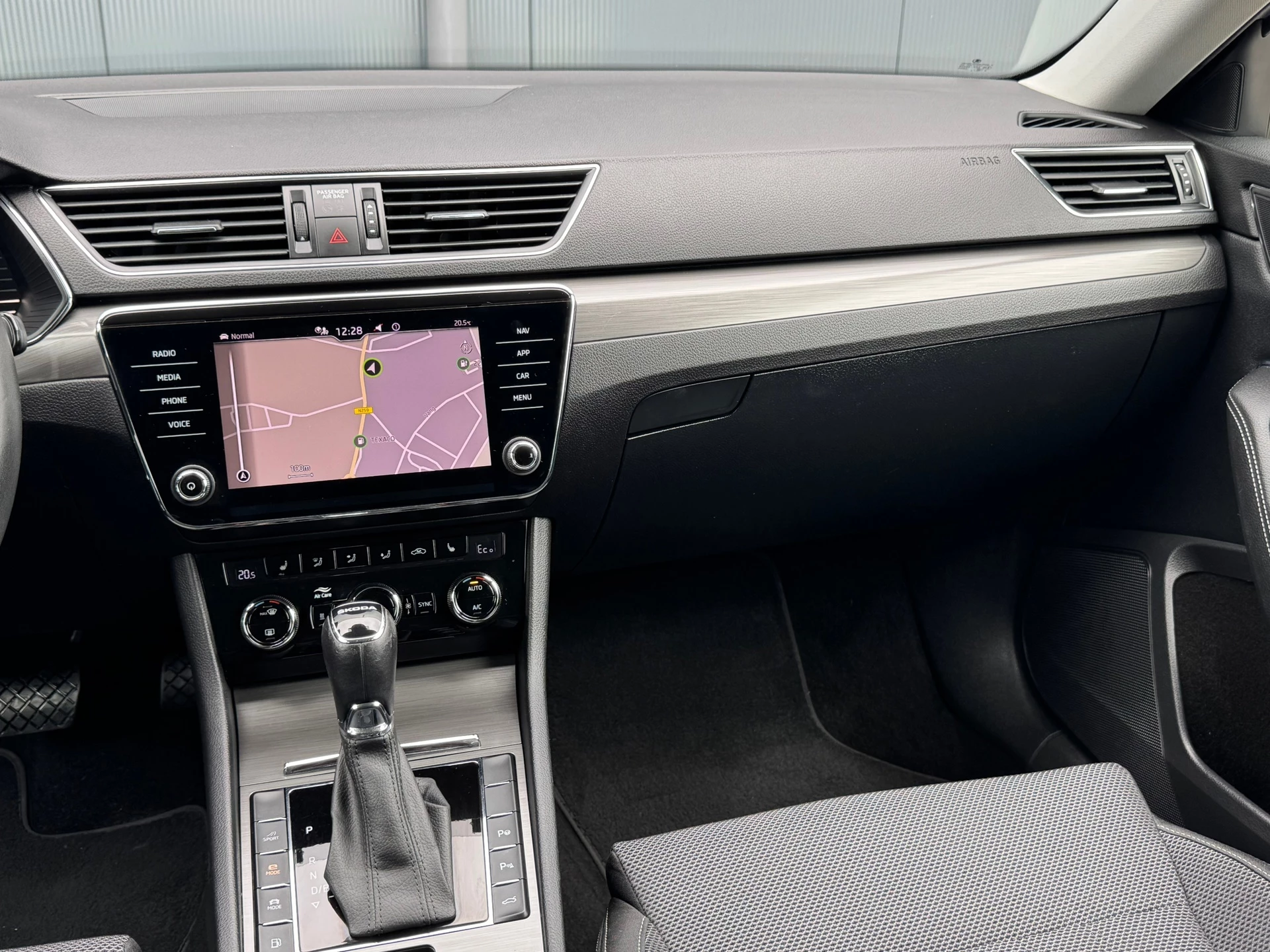 Hoofdafbeelding Škoda Superb