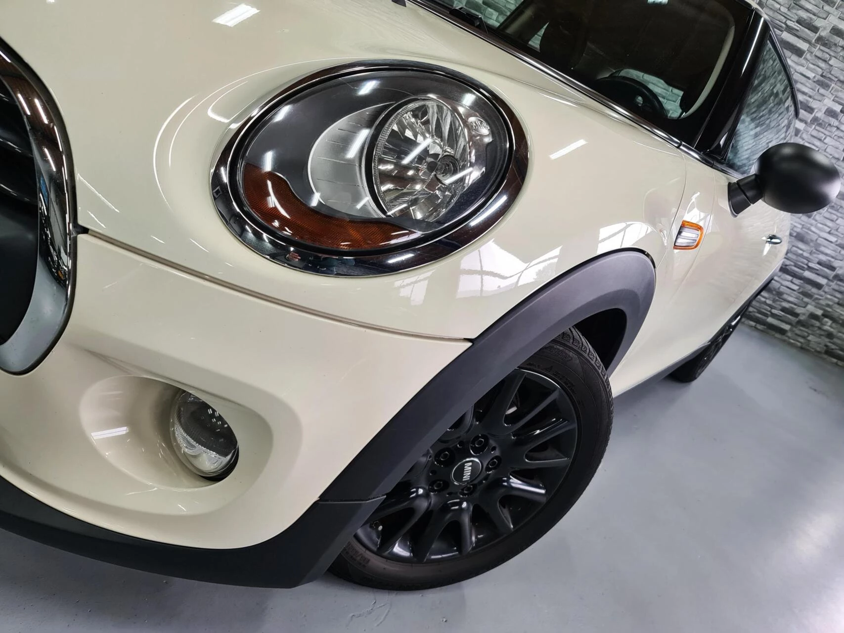 Hoofdafbeelding MINI One