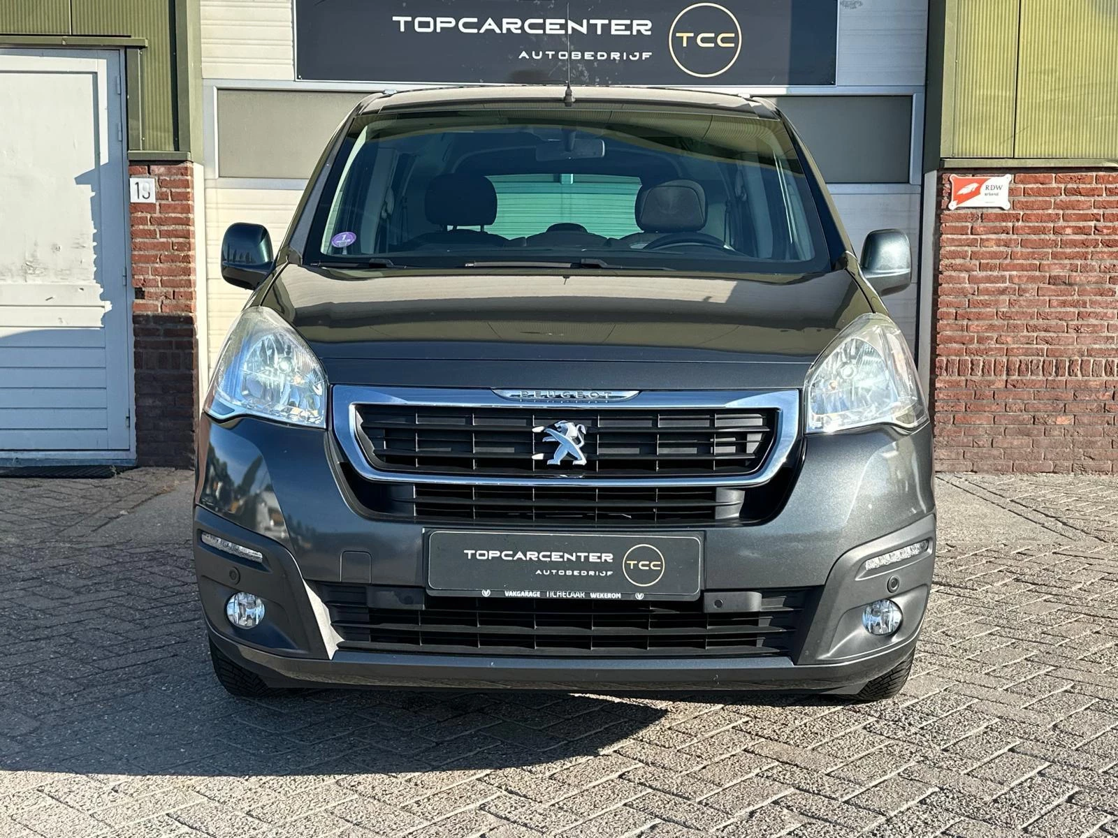 Hoofdafbeelding Peugeot Partner