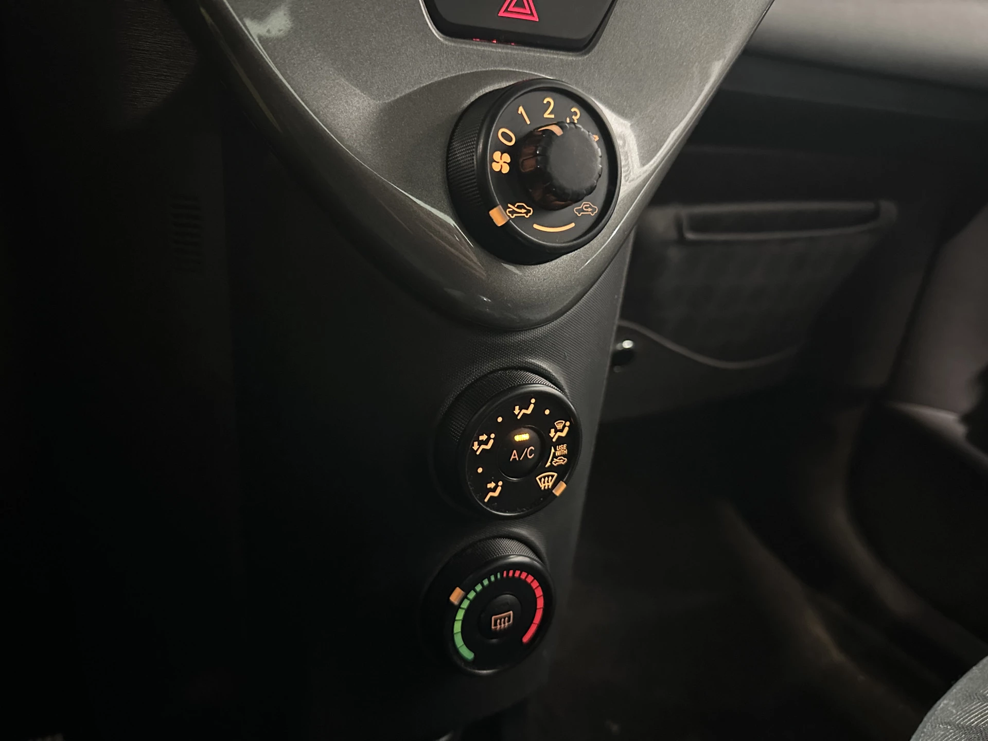 Hoofdafbeelding Toyota iQ