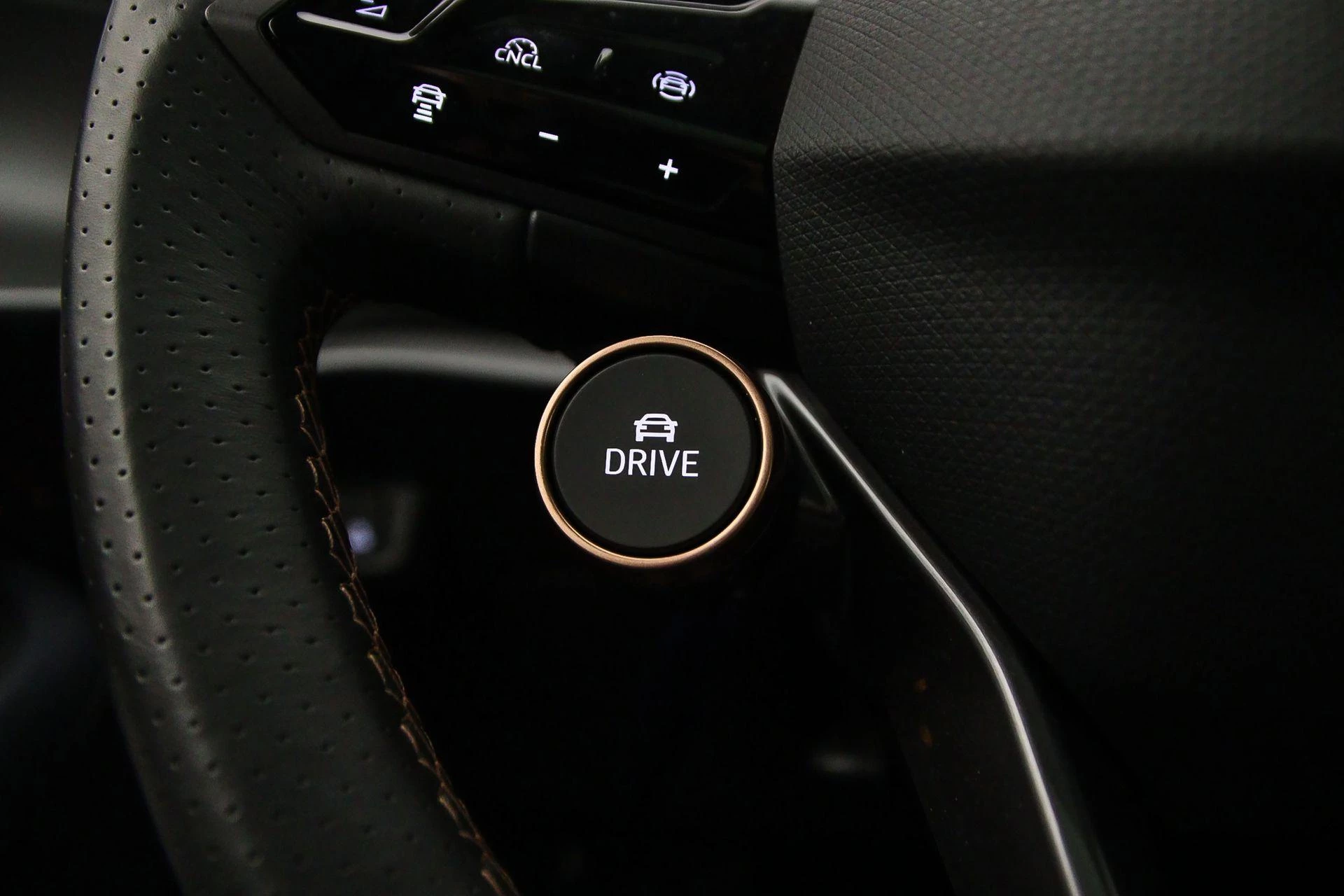 Hoofdafbeelding CUPRA Tavascan