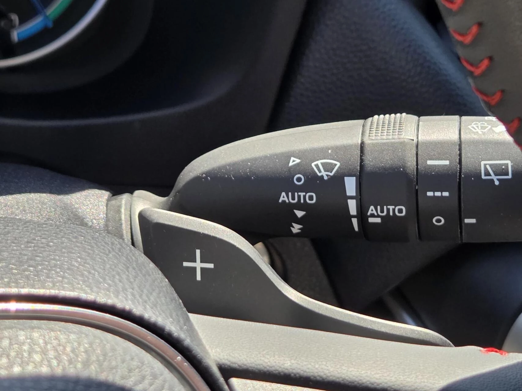 Hoofdafbeelding Suzuki Across