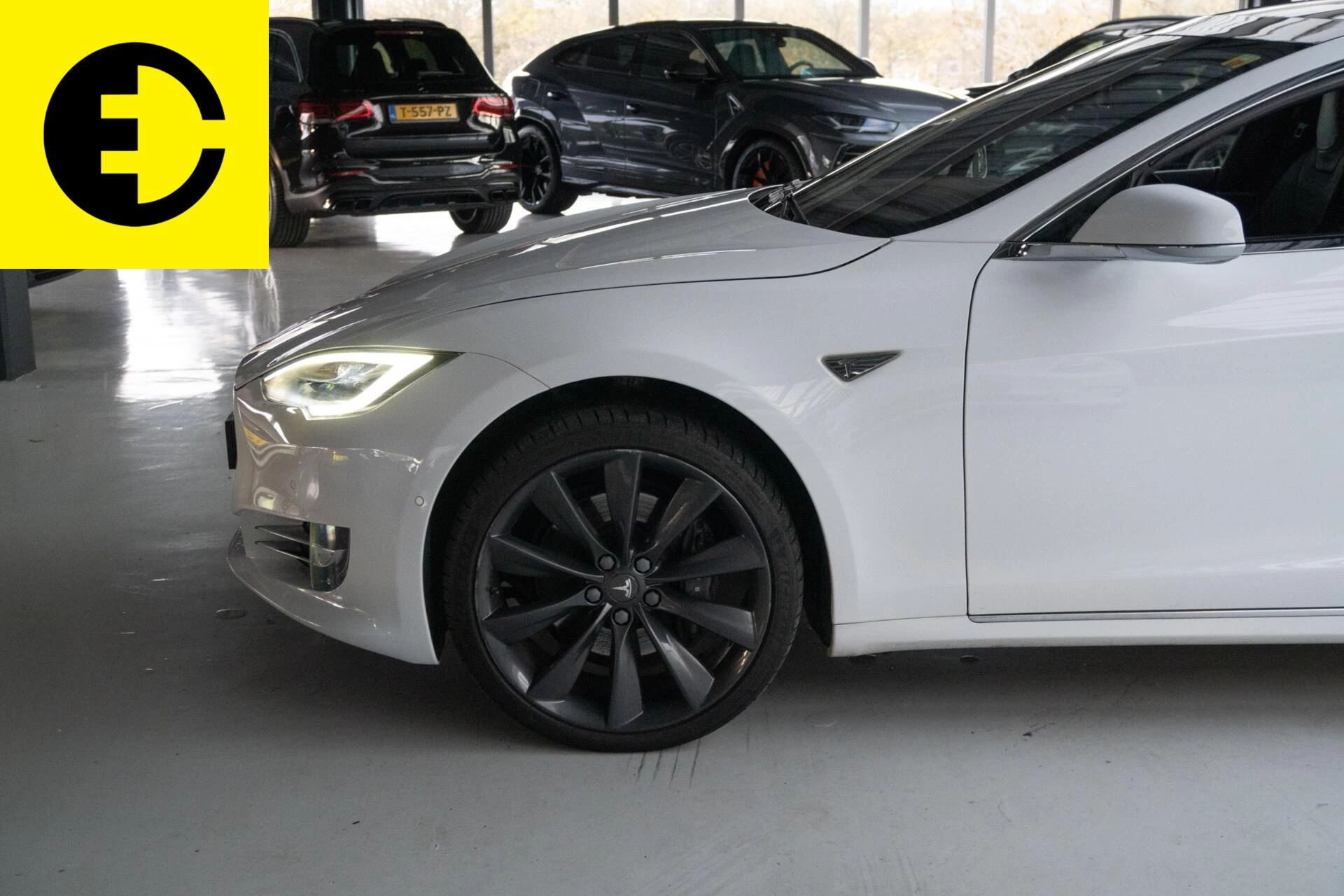 Hoofdafbeelding Tesla Model S