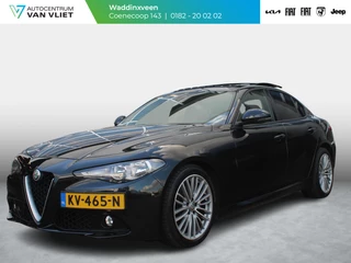 Hoofdafbeelding Alfa Romeo Giulia Alfa Romeo Giulia 2.0 Turbo Aut. 200pk Super | Bruin Leder | Schuif/Kanteldak | 18"