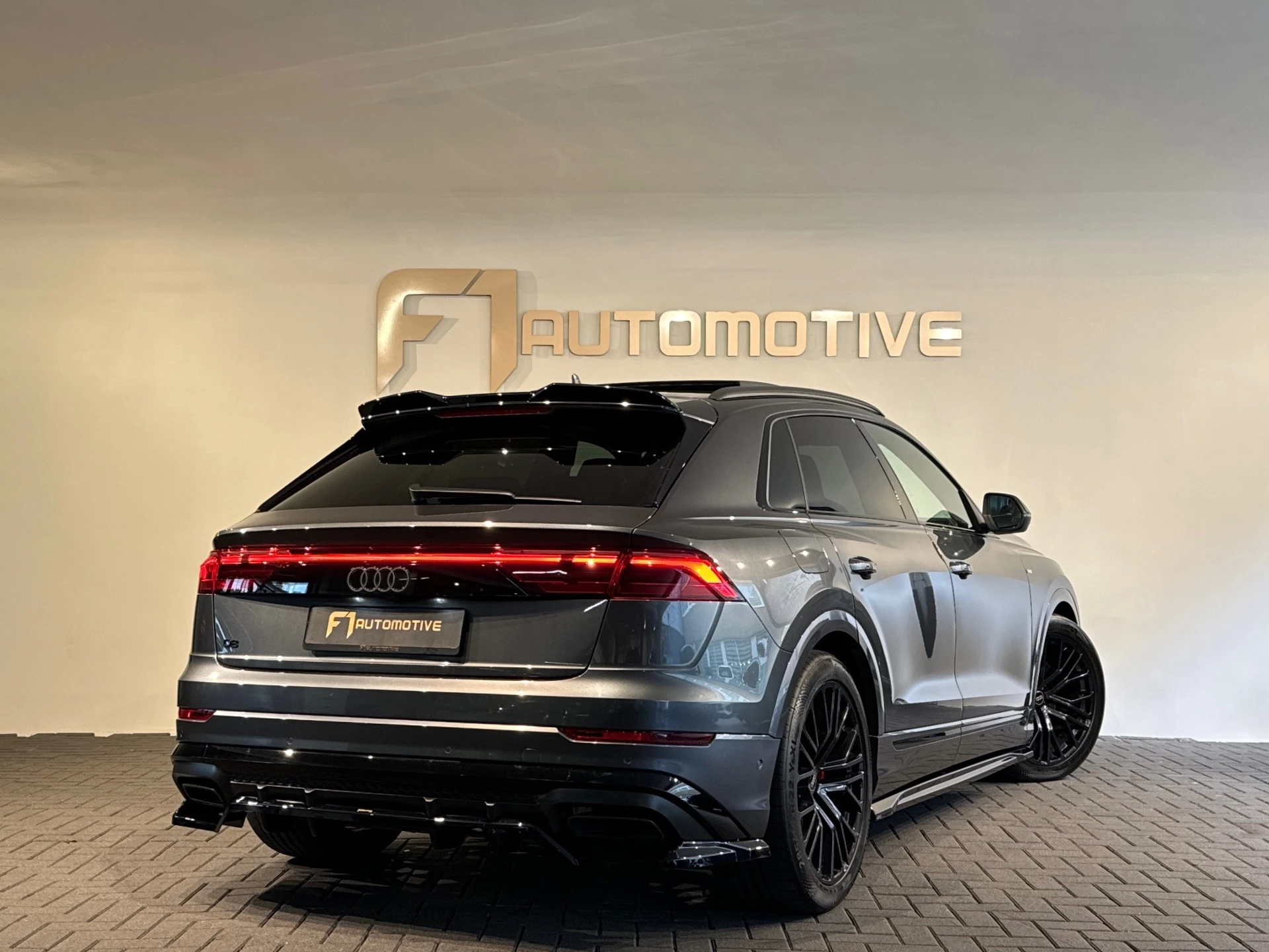 Hoofdafbeelding Audi Q8