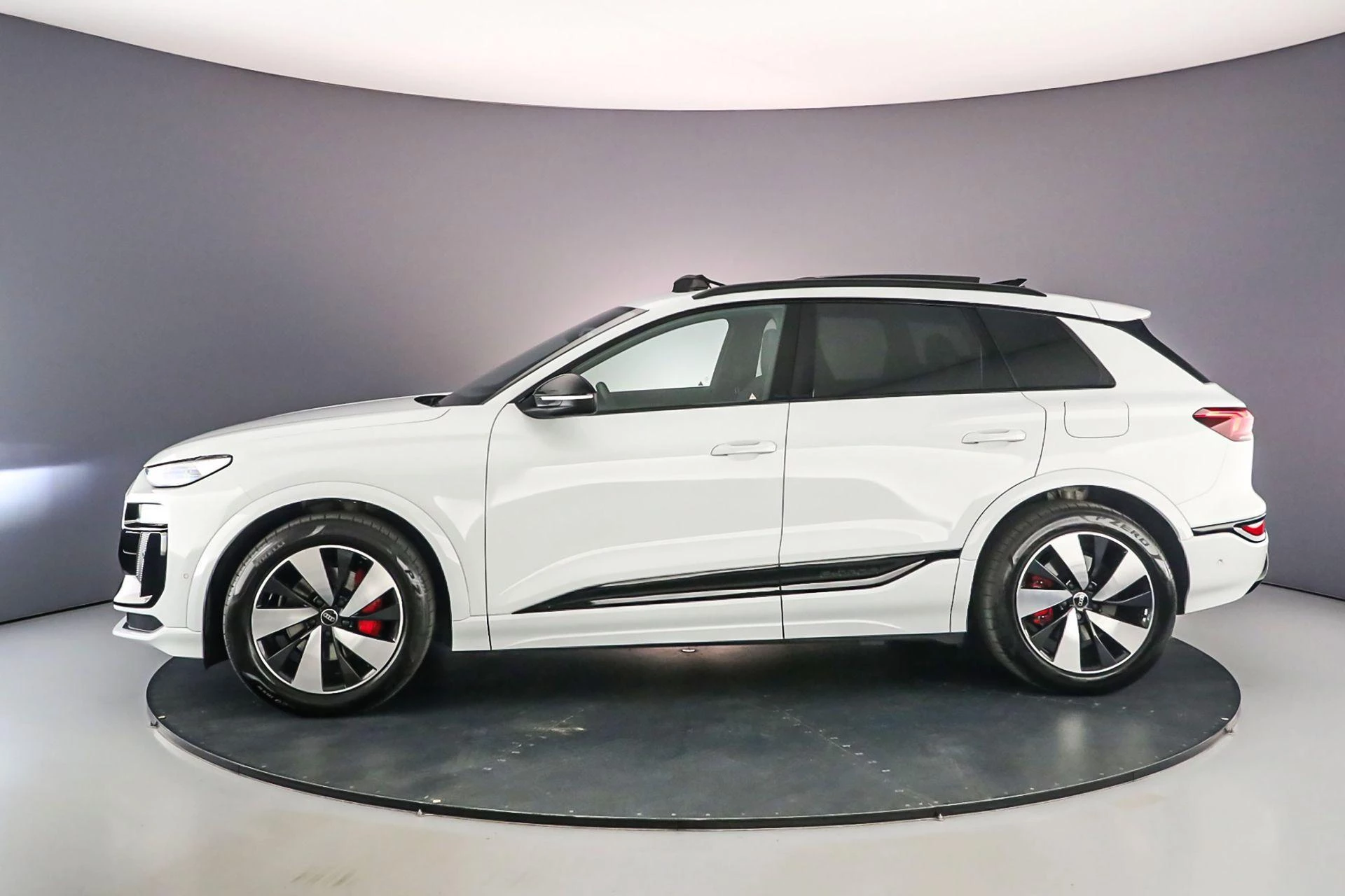 Hoofdafbeelding Audi Q6 e-tron