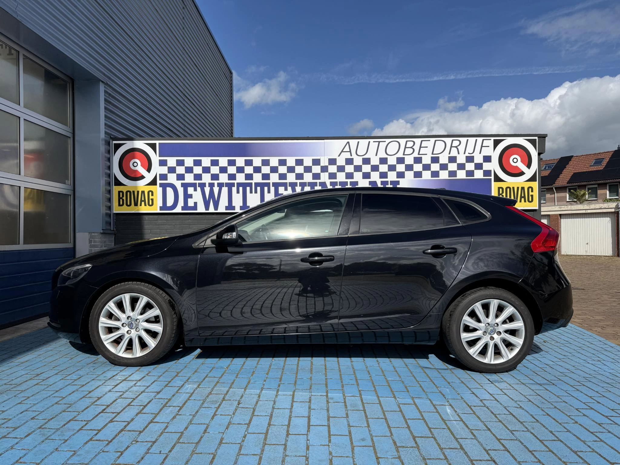Hoofdafbeelding Volvo V40