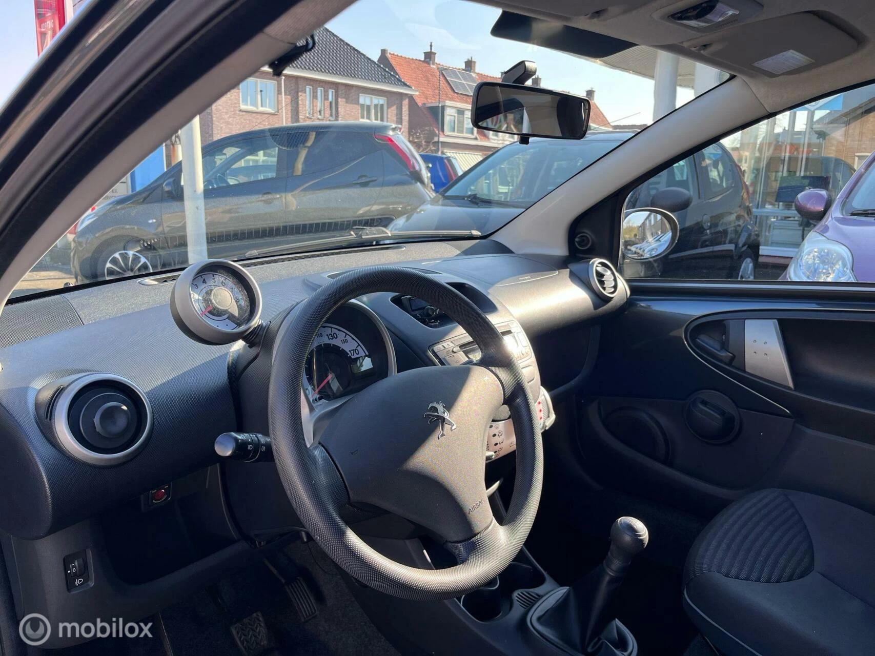 Hoofdafbeelding Peugeot 107