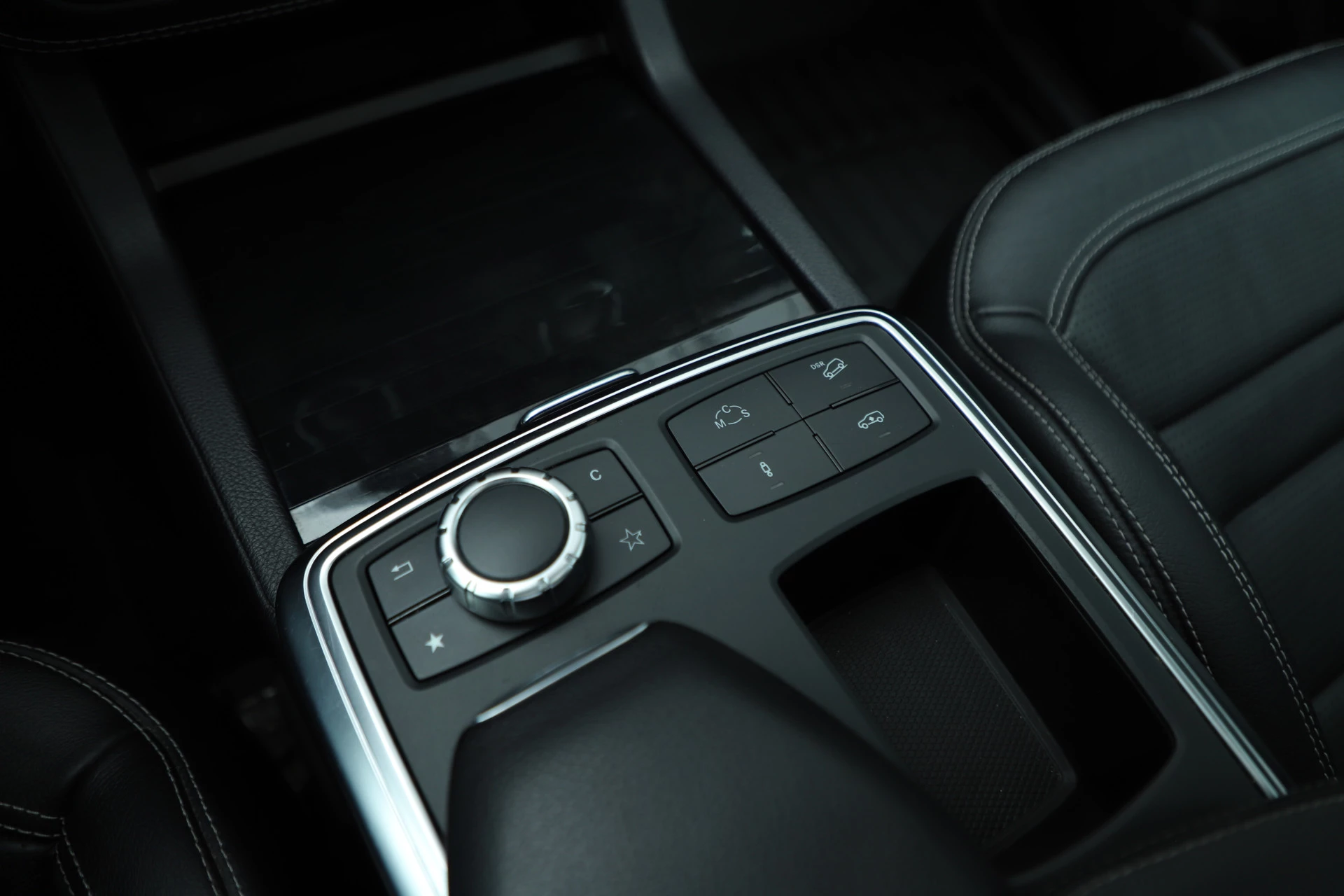 Hoofdafbeelding Mercedes-Benz M-Klasse