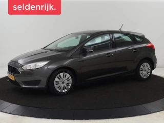 Ford Focus 1.0 Trend | Origineel NL | Trekhaak | Airco |  Radio/CD | Elektrische ramen