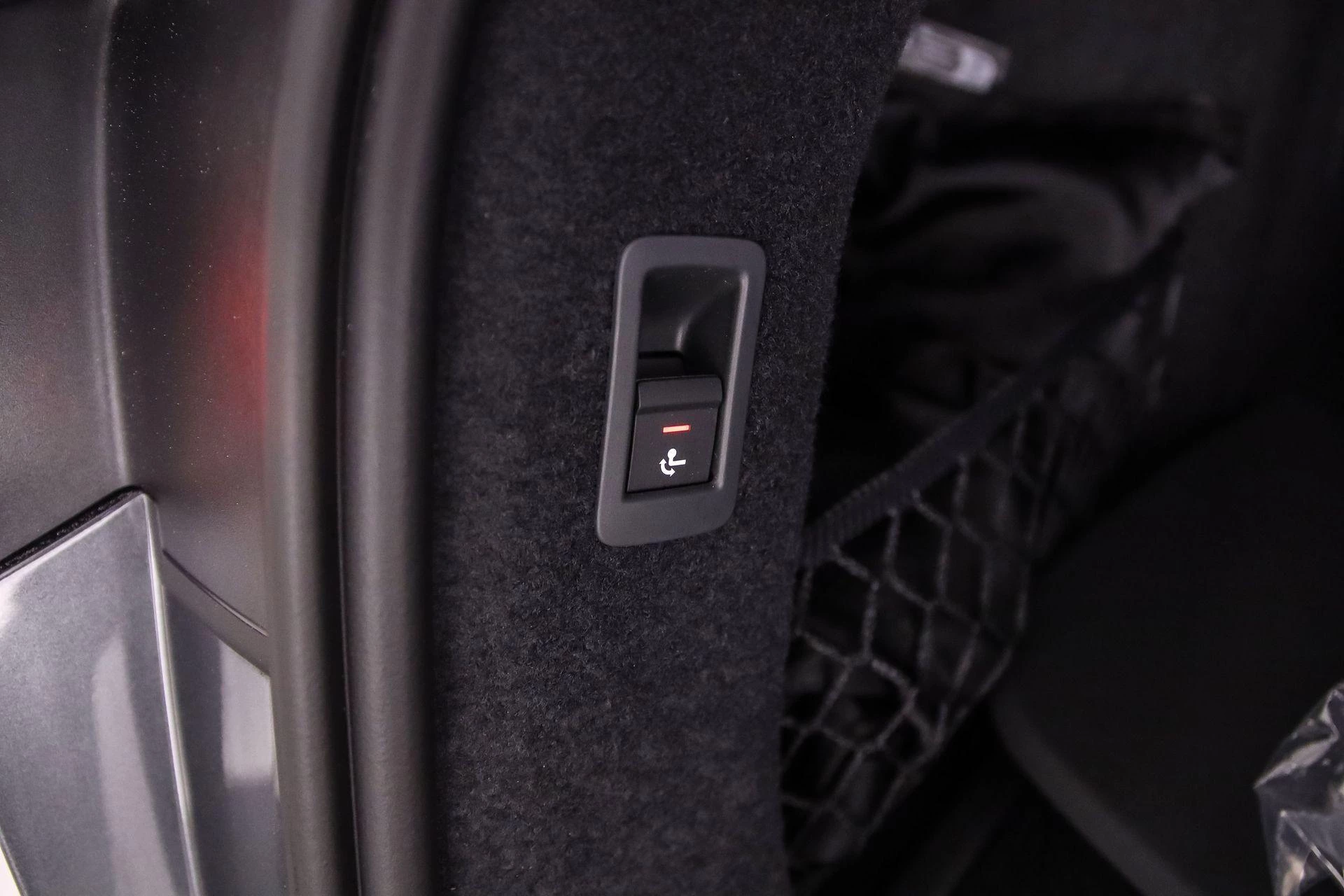 Hoofdafbeelding Audi A6 Avant e-tron
