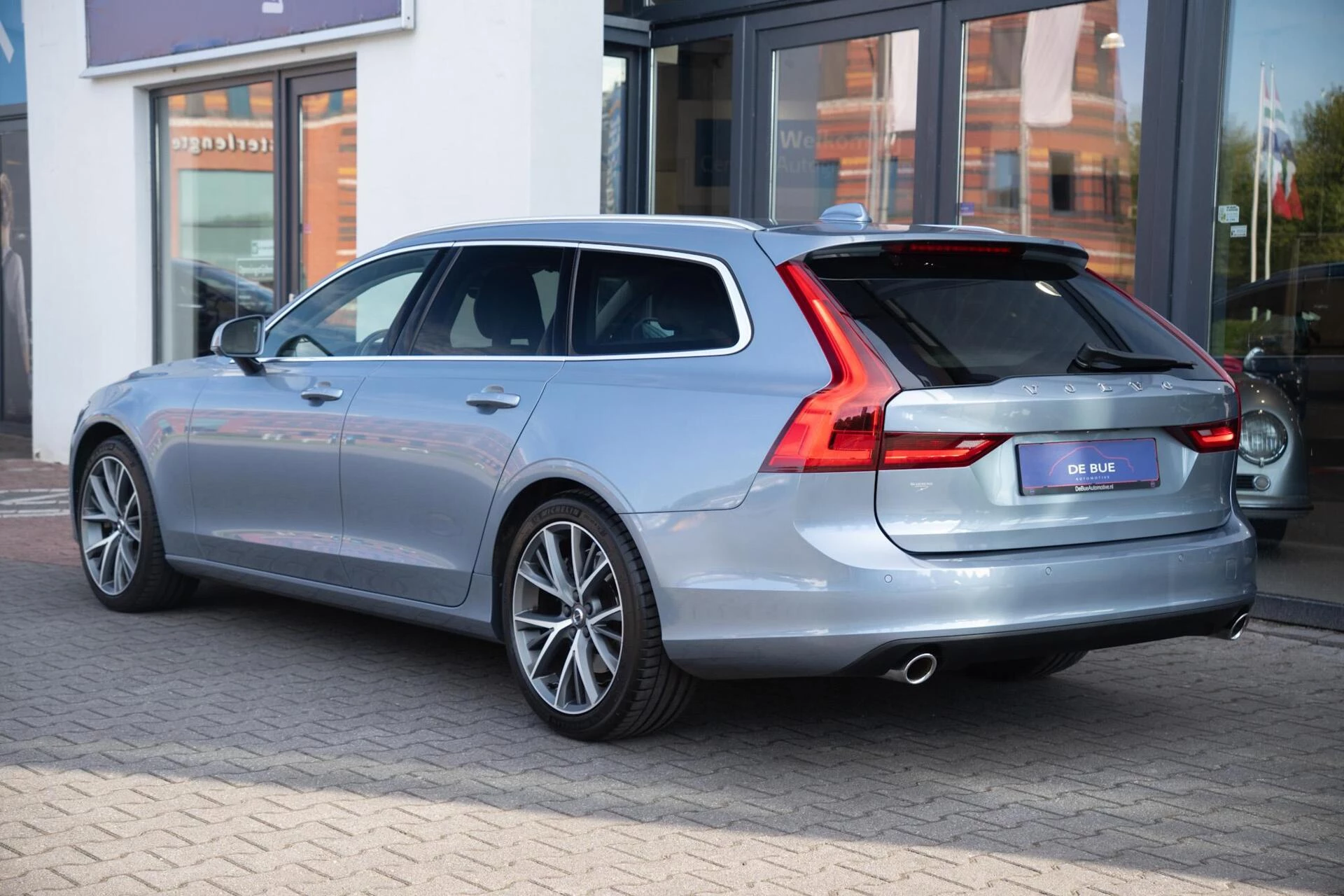Hoofdafbeelding Volvo V90