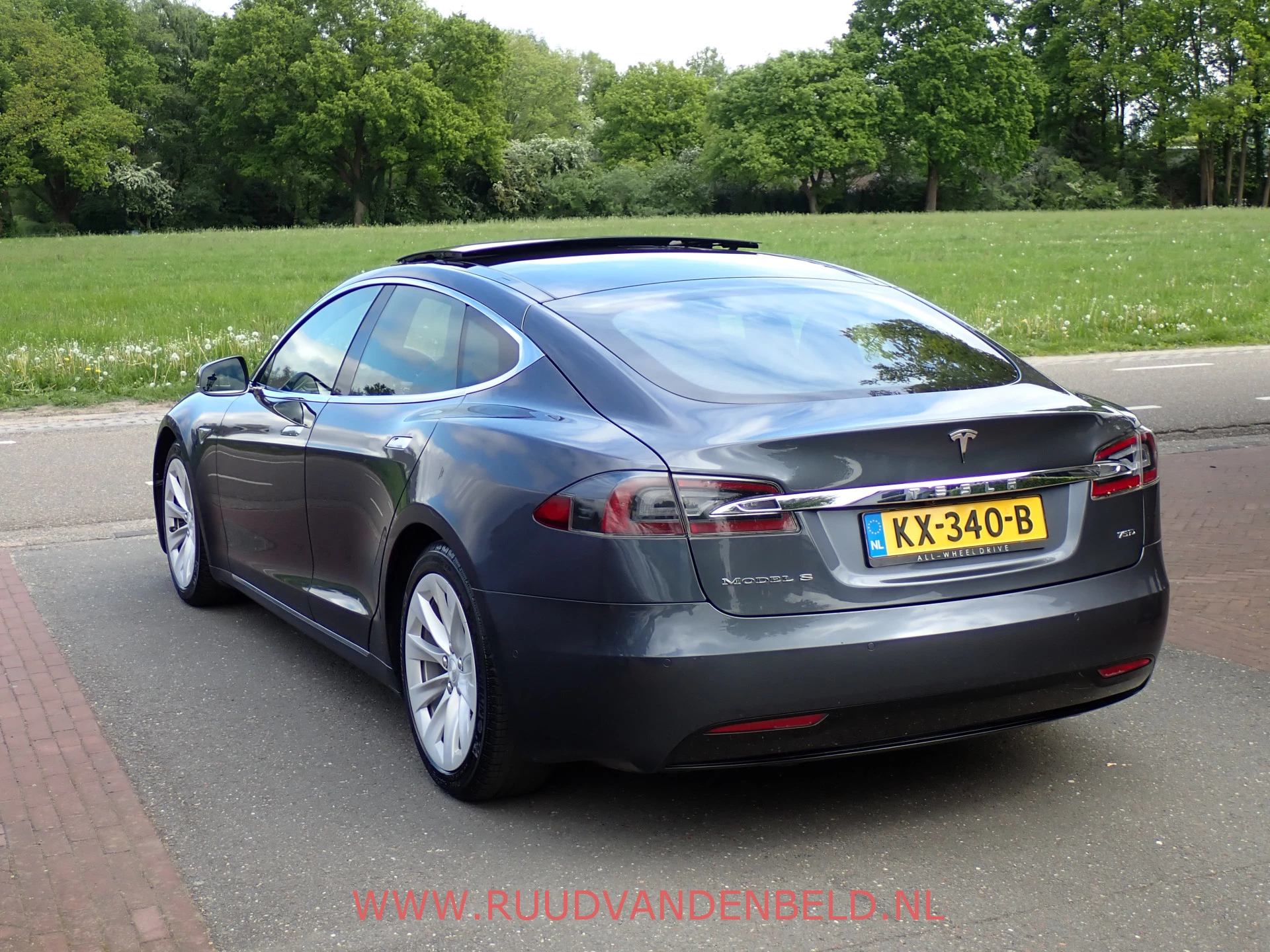Hoofdafbeelding Tesla Model S