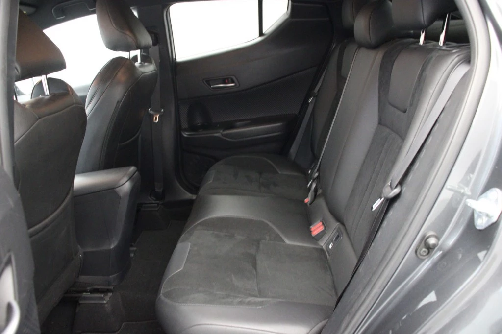 Hoofdafbeelding Toyota C-HR