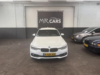 BMW 3-serie Touring 320d High Executive clima/navi