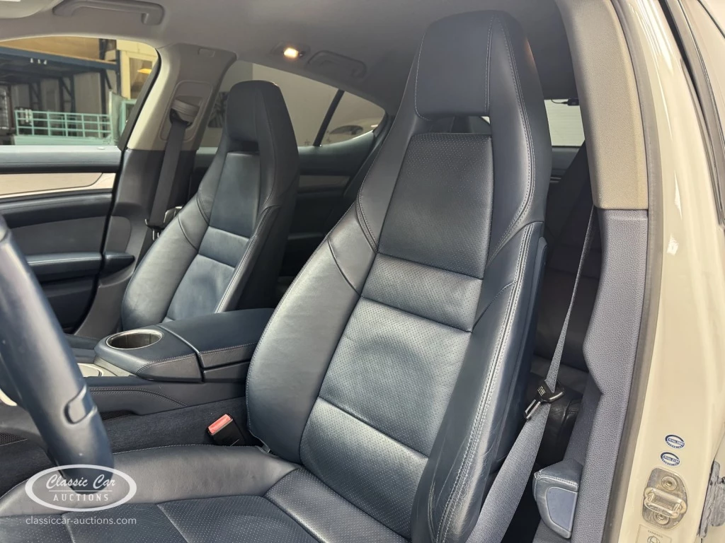 Hoofdafbeelding Porsche Panamera