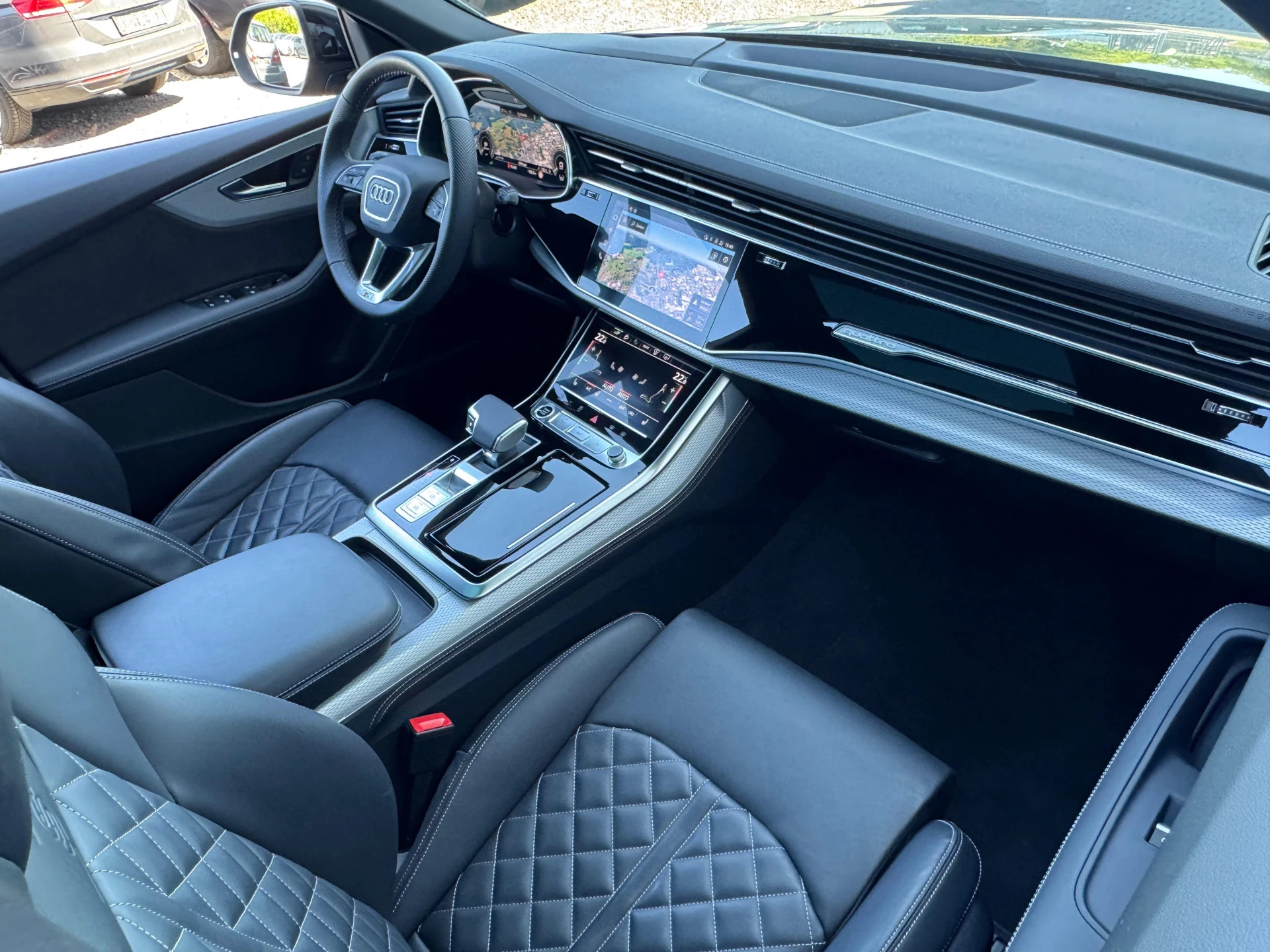 Hoofdafbeelding Audi Q8