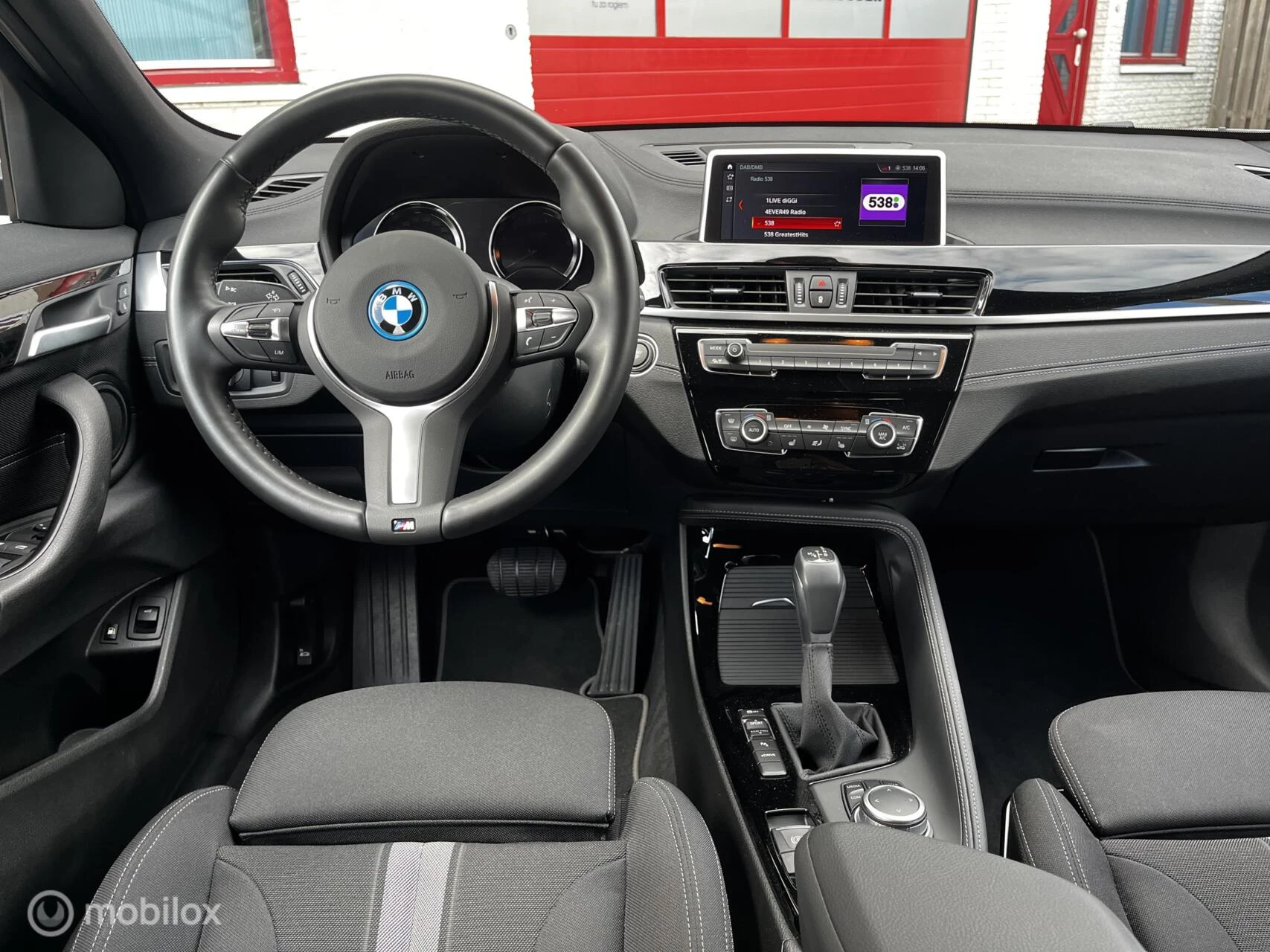 Hoofdafbeelding BMW X2