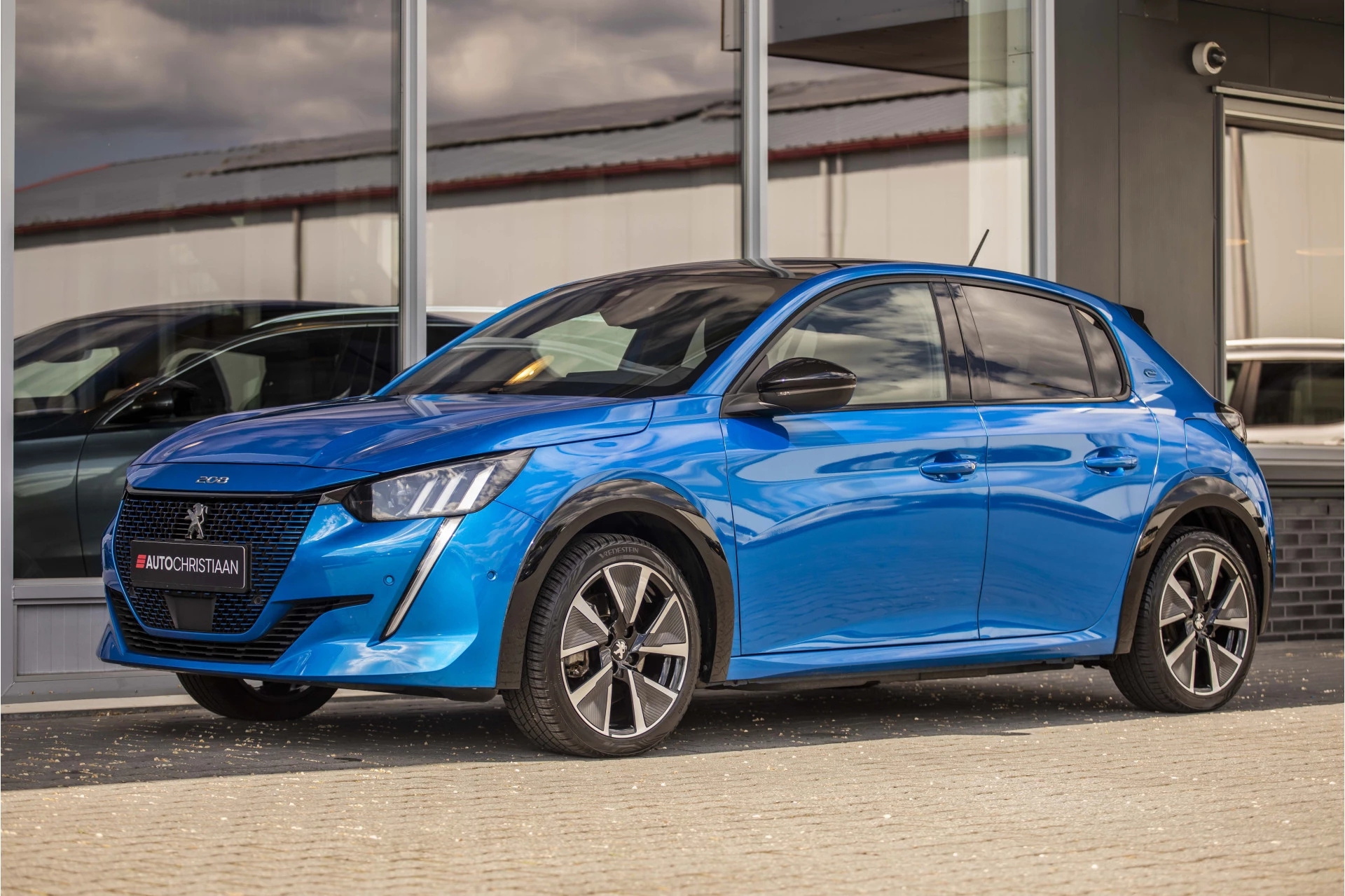 Hoofdafbeelding Peugeot e-208