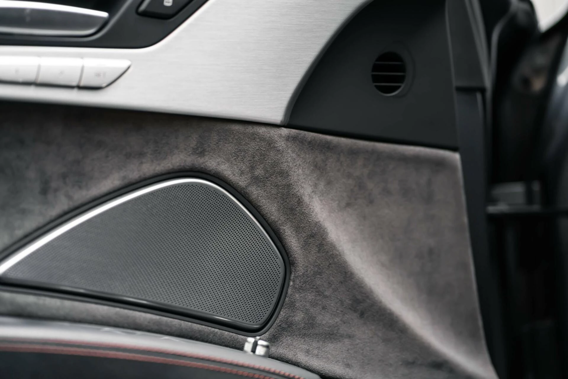 Hoofdafbeelding Audi S8