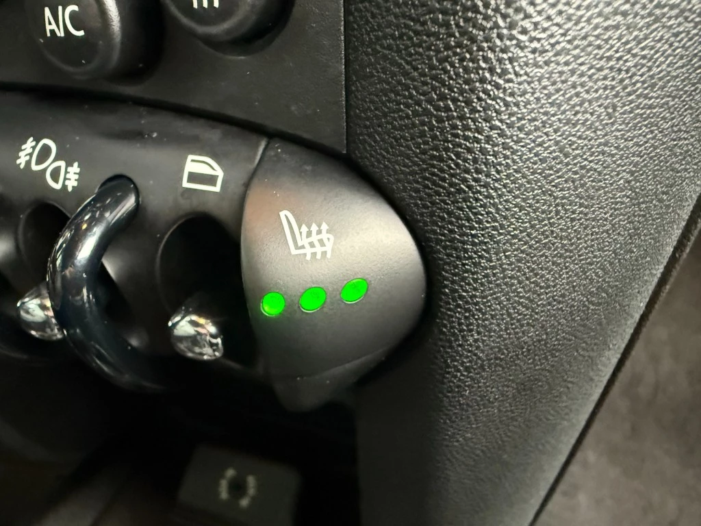 Hoofdafbeelding MINI Cabrio