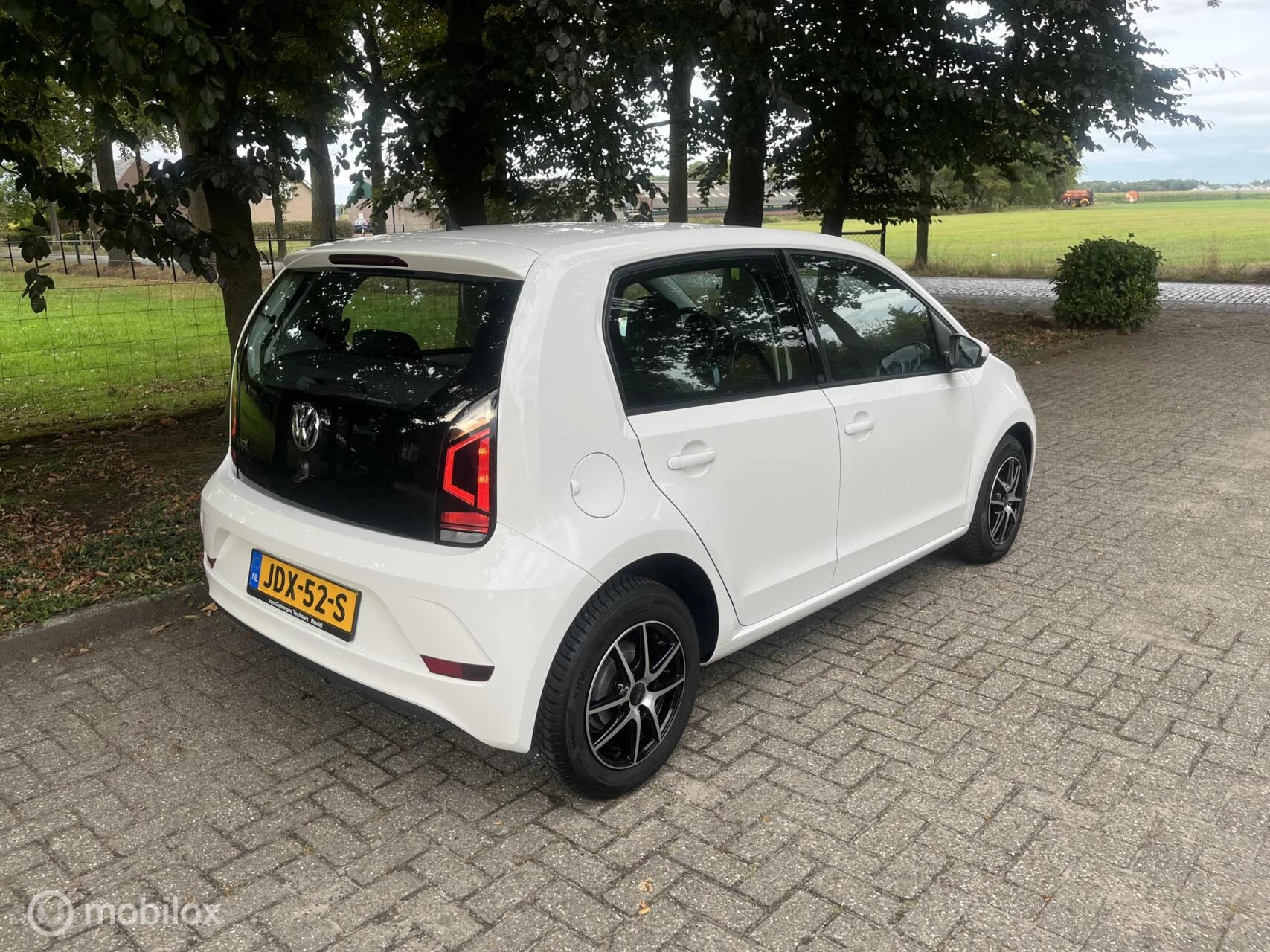 Hoofdafbeelding Volkswagen up!