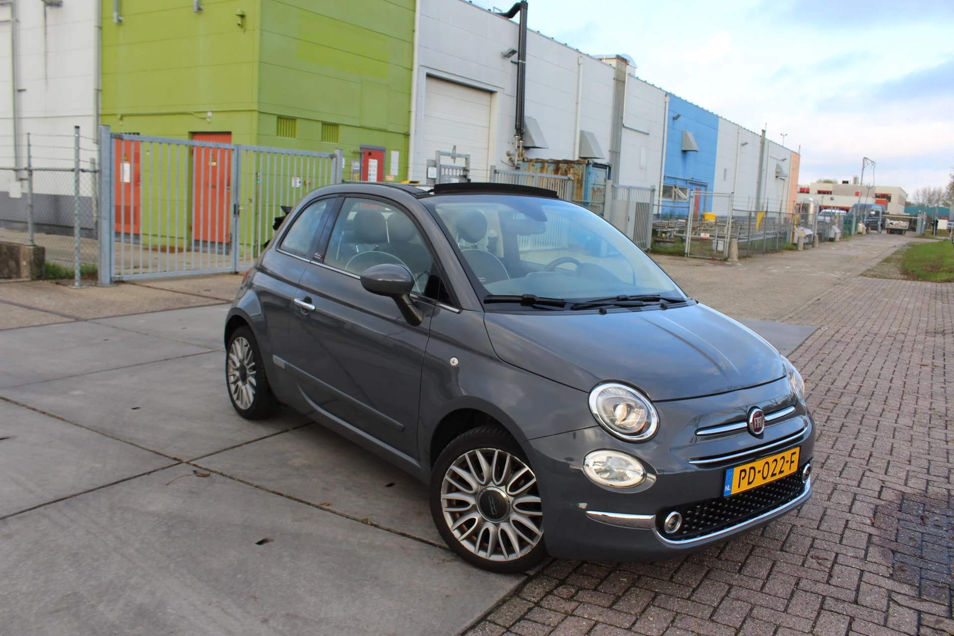 Hoofdafbeelding Fiat 500C