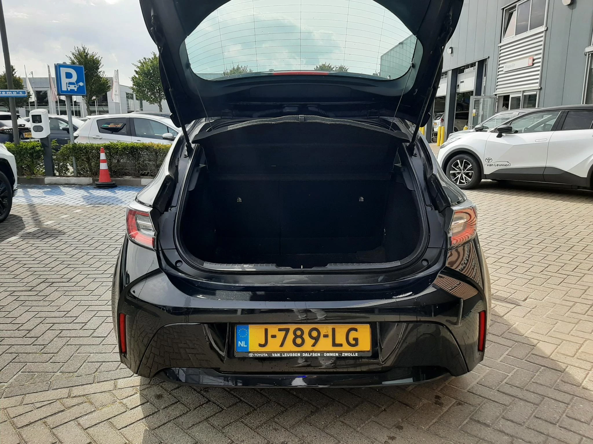 Hoofdafbeelding Toyota Corolla