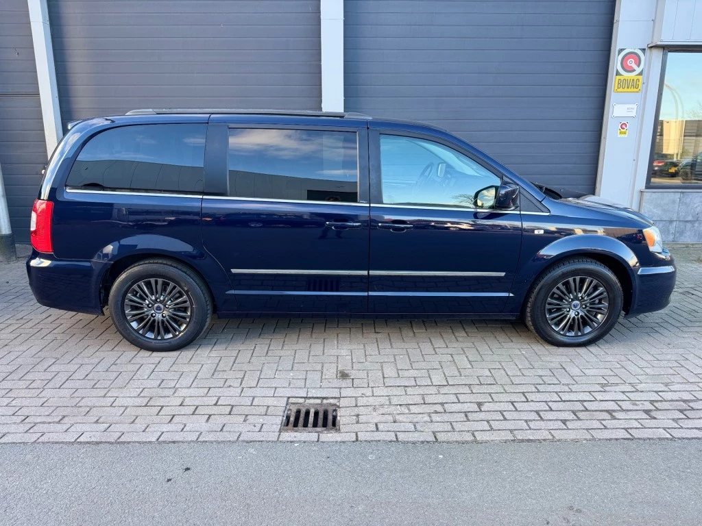 Hoofdafbeelding Lancia Voyager