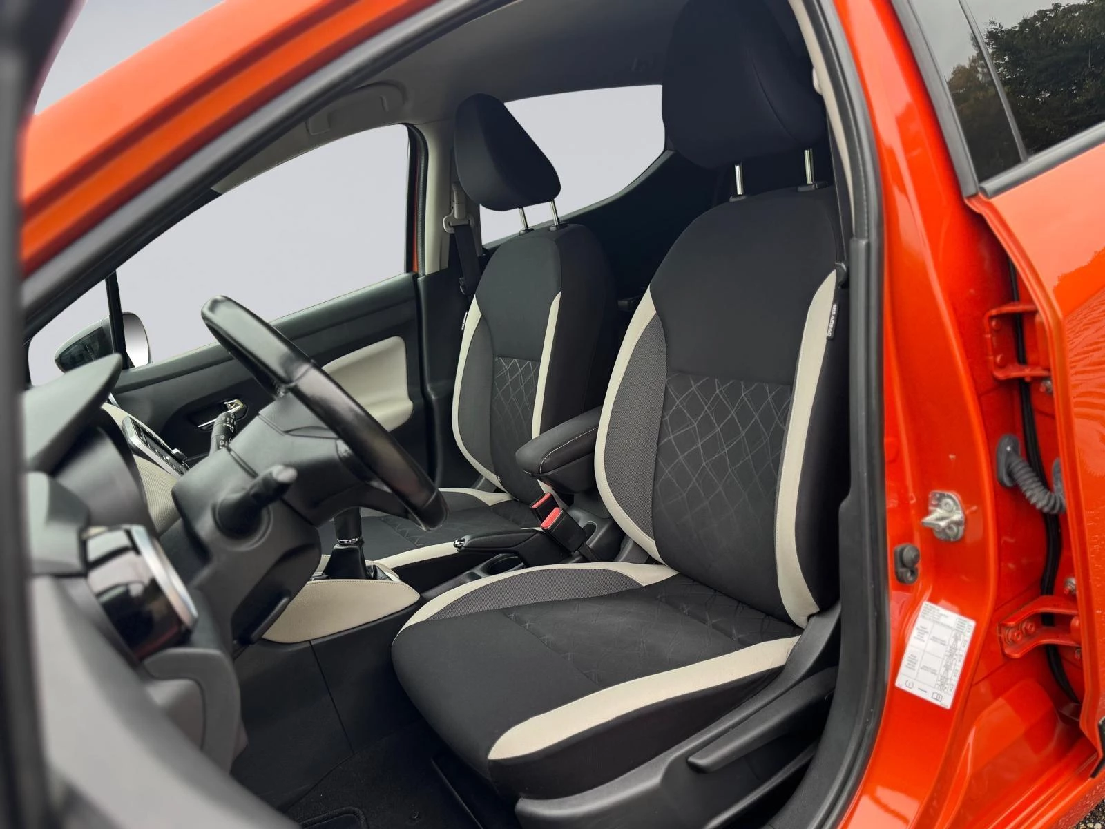 Hoofdafbeelding Nissan Micra