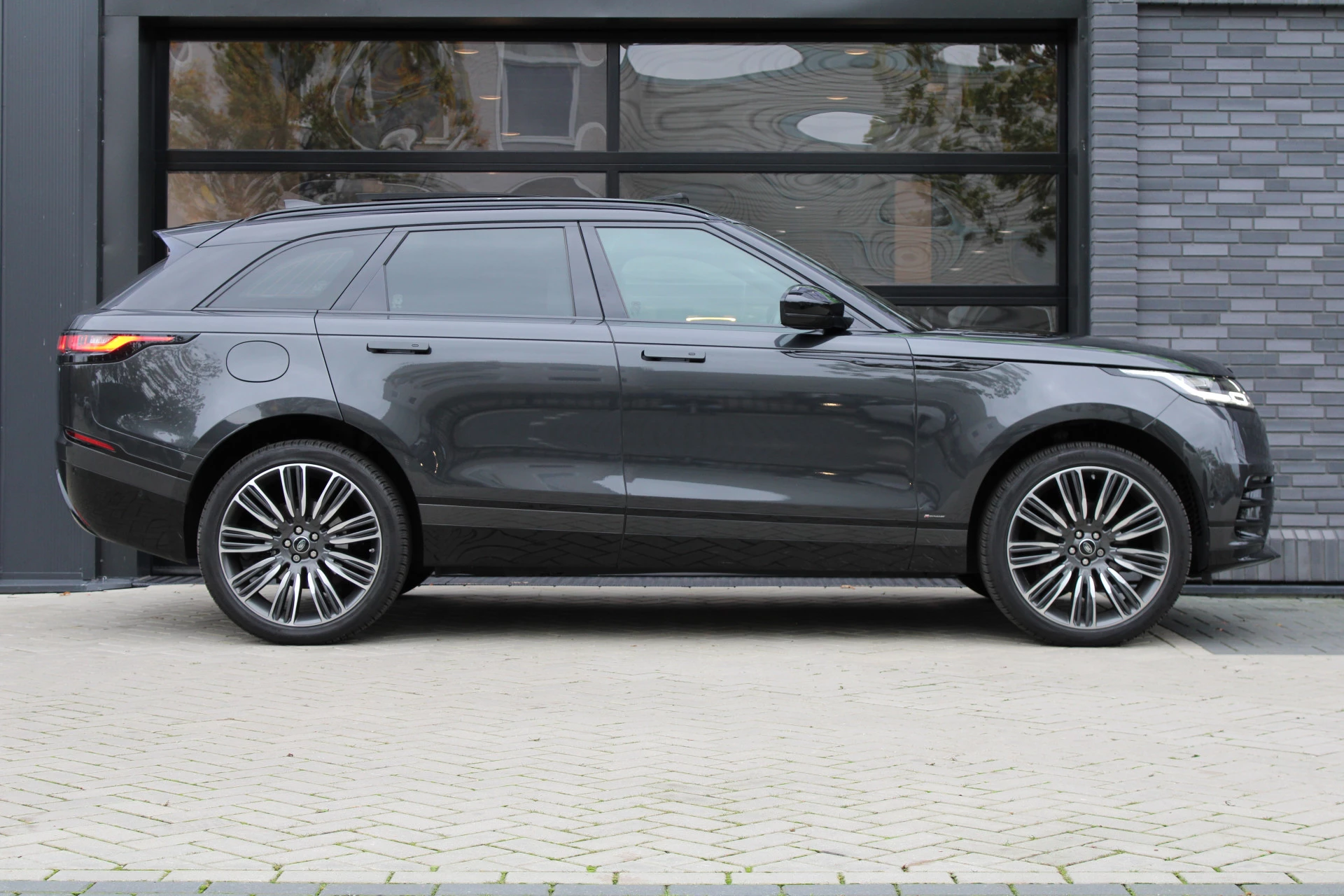 Hoofdafbeelding Land Rover Range Rover Velar