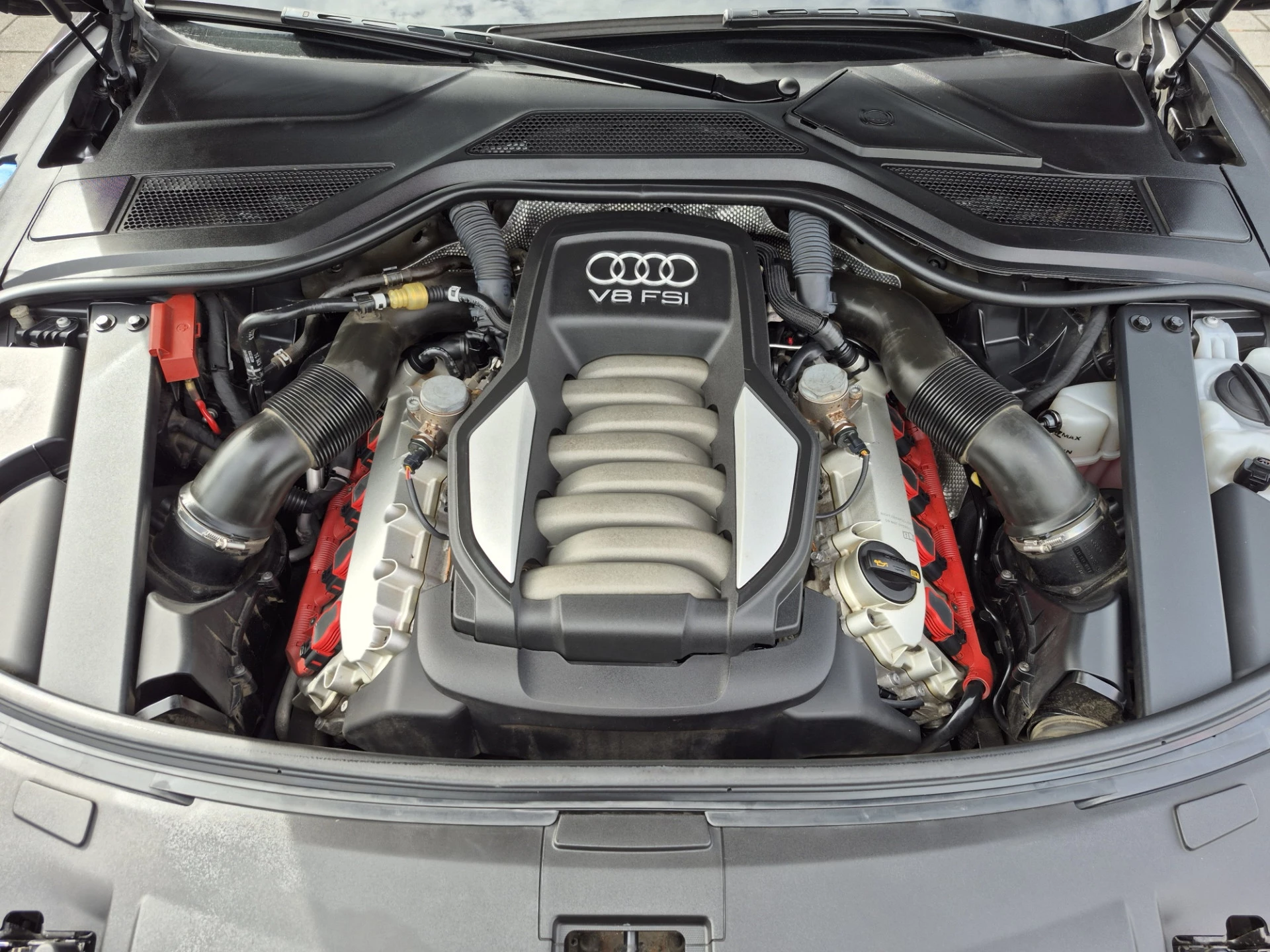 Hoofdafbeelding Audi A8