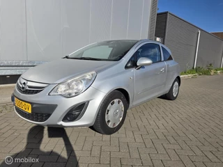 Opel Corsa 1.4-16V  2011, AIRCO 155900 KM,