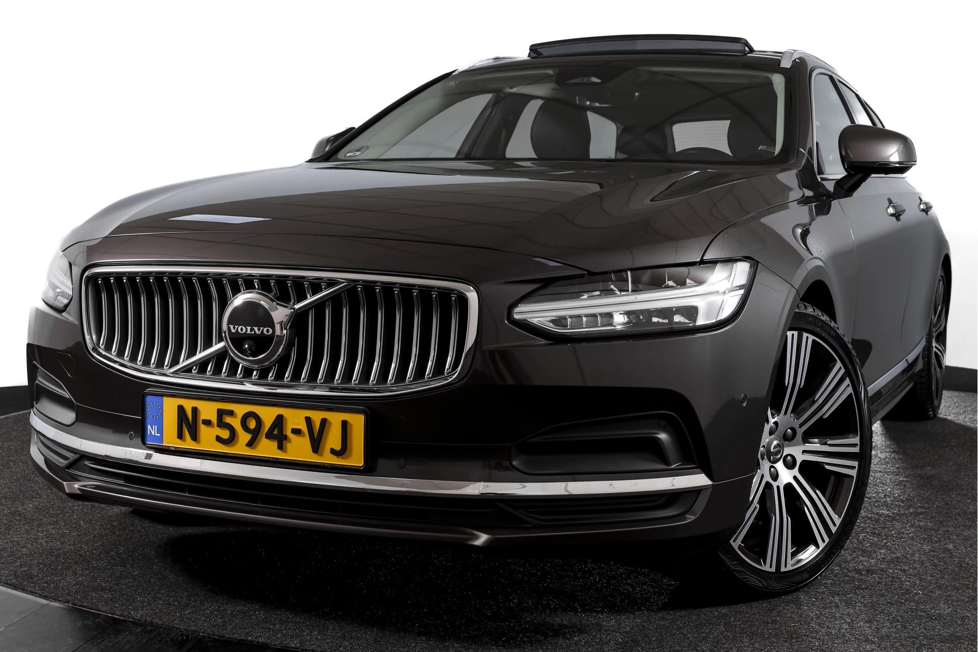 Hoofdafbeelding Volvo V90