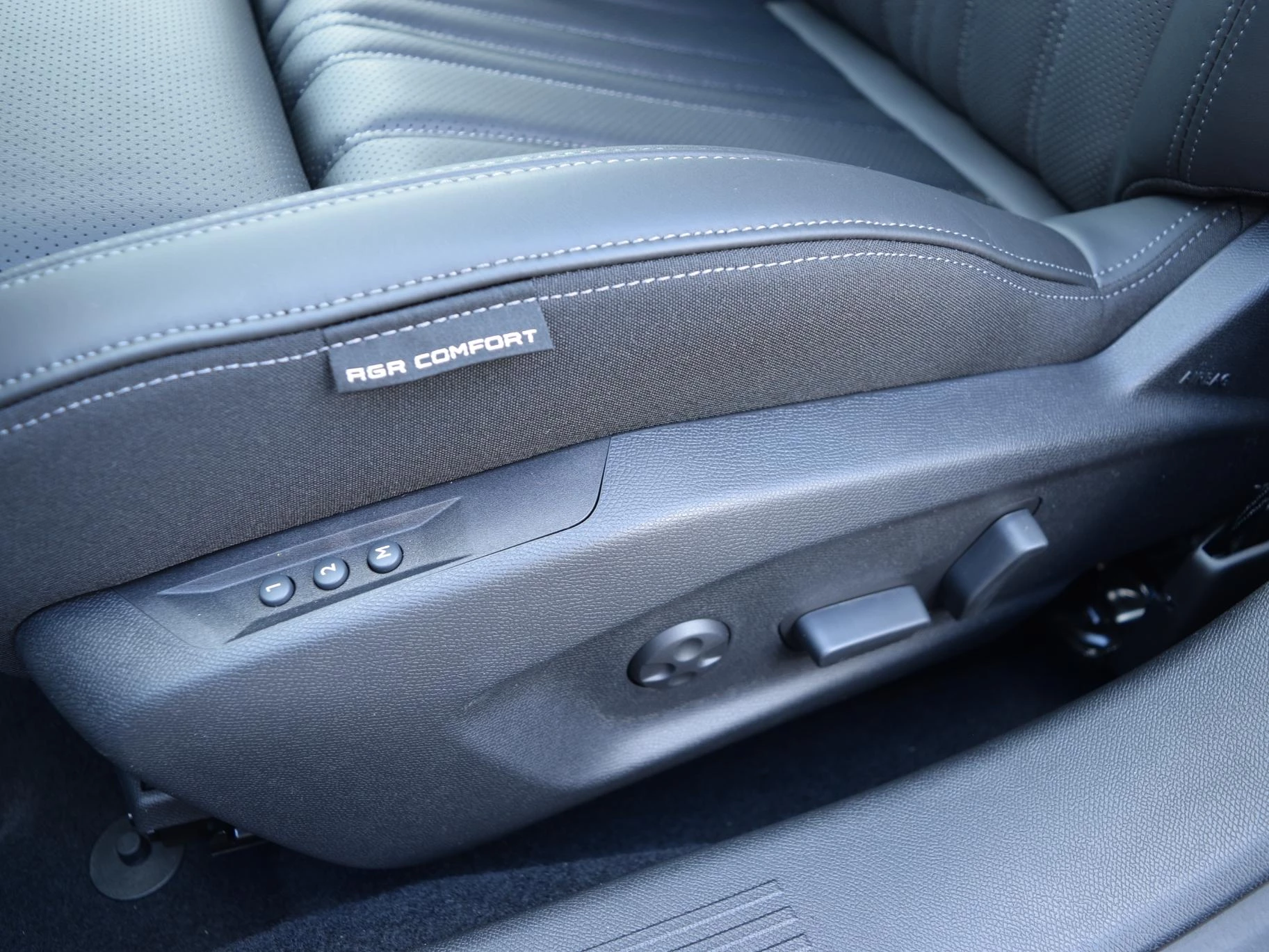 Hoofdafbeelding Peugeot 408