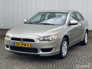 Hoofdafbeelding Mitsubishi Lancer Mitsubishi Lancer Sports Sedan 1.8 Invite | Org NL Auto | NAP | 2e eigenaar | Airco | Cruise control | Trekhaak |