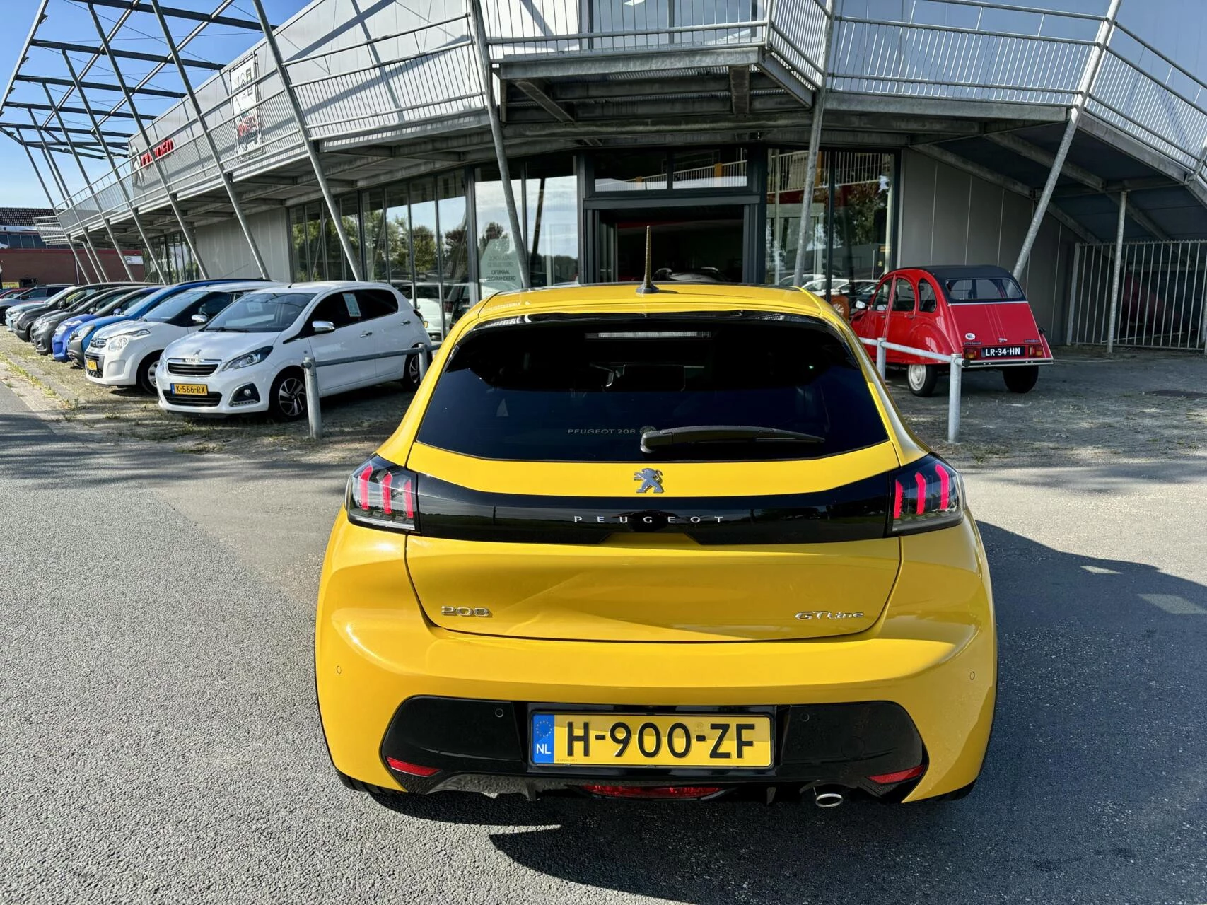 Hoofdafbeelding Peugeot 208