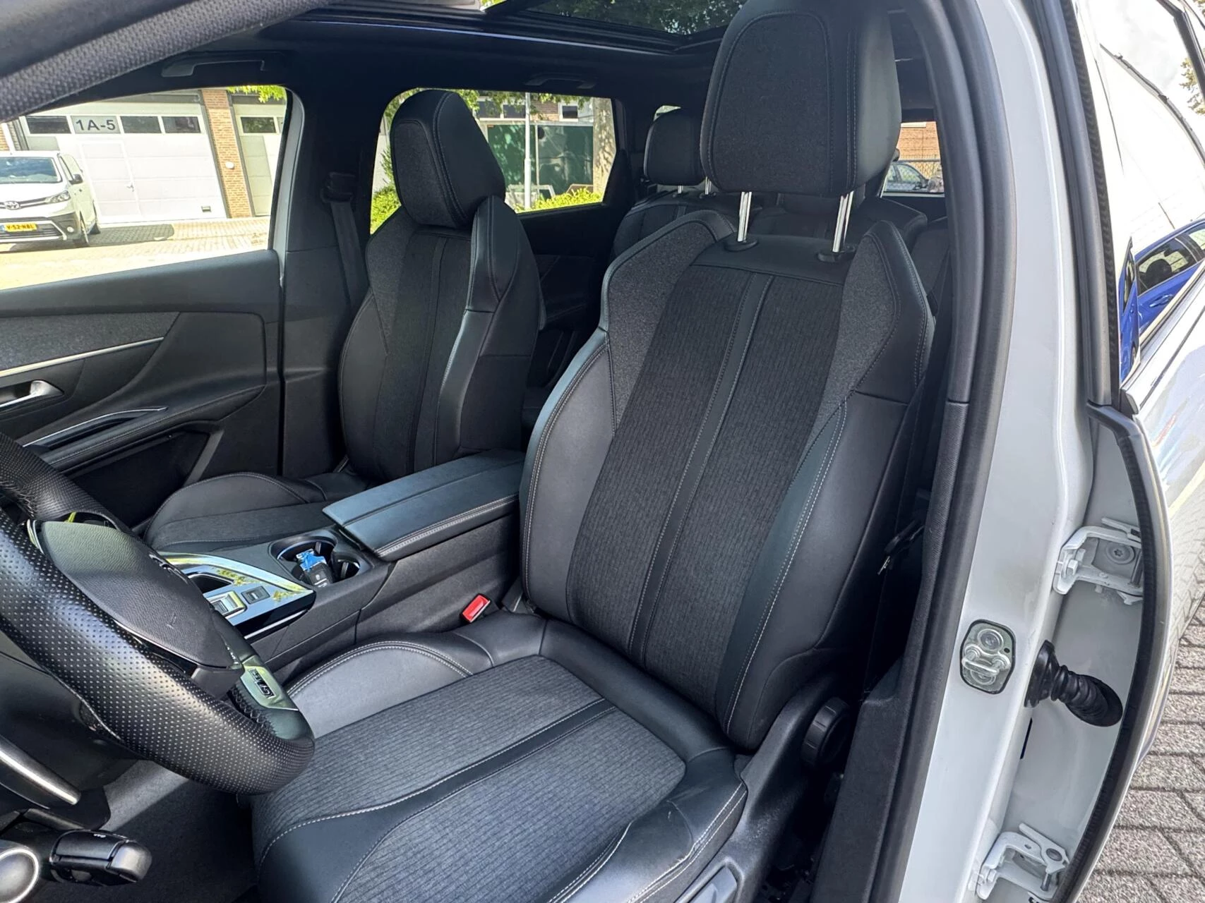 Hoofdafbeelding Peugeot 5008
