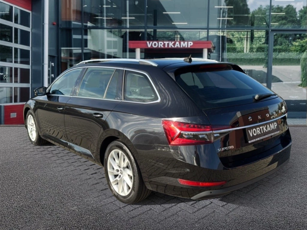 Hoofdafbeelding Škoda Superb